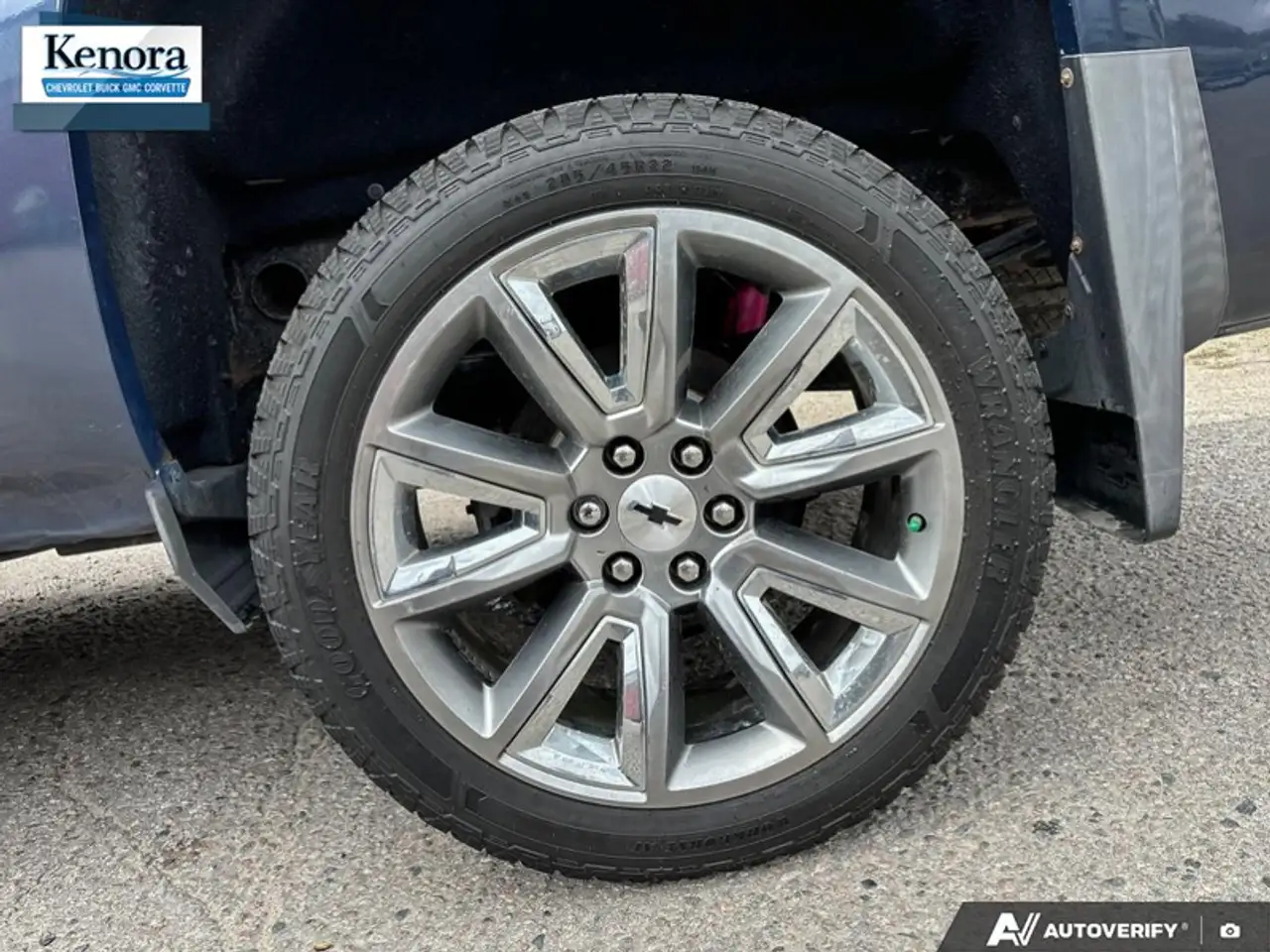Chevrolet Silverado 1500 снимка Chevrolet Silverado 1500