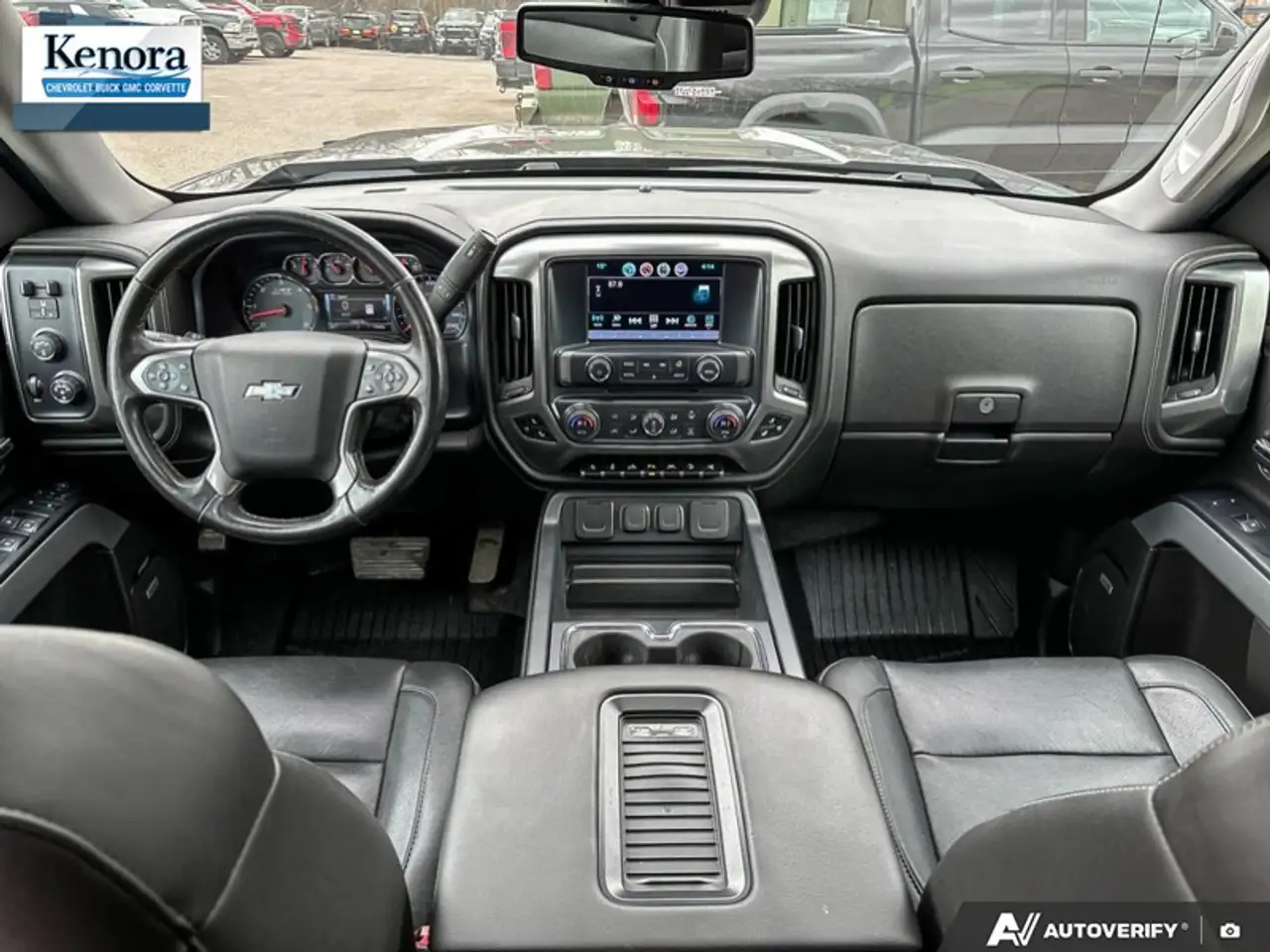Chevrolet Silverado 1500 снимка Chevrolet Silverado 1500