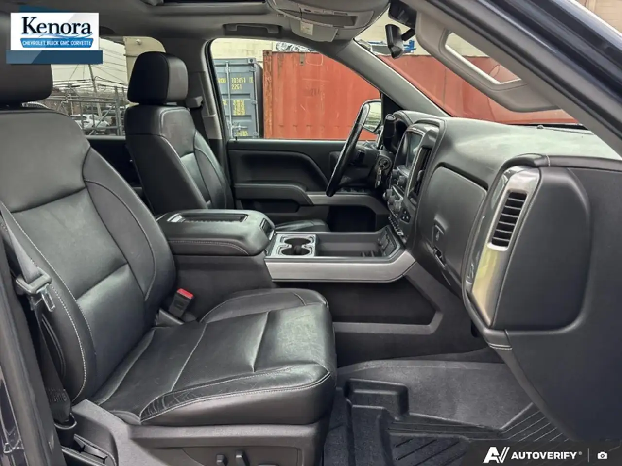 Chevrolet Silverado 1500 снимка Chevrolet Silverado 1500