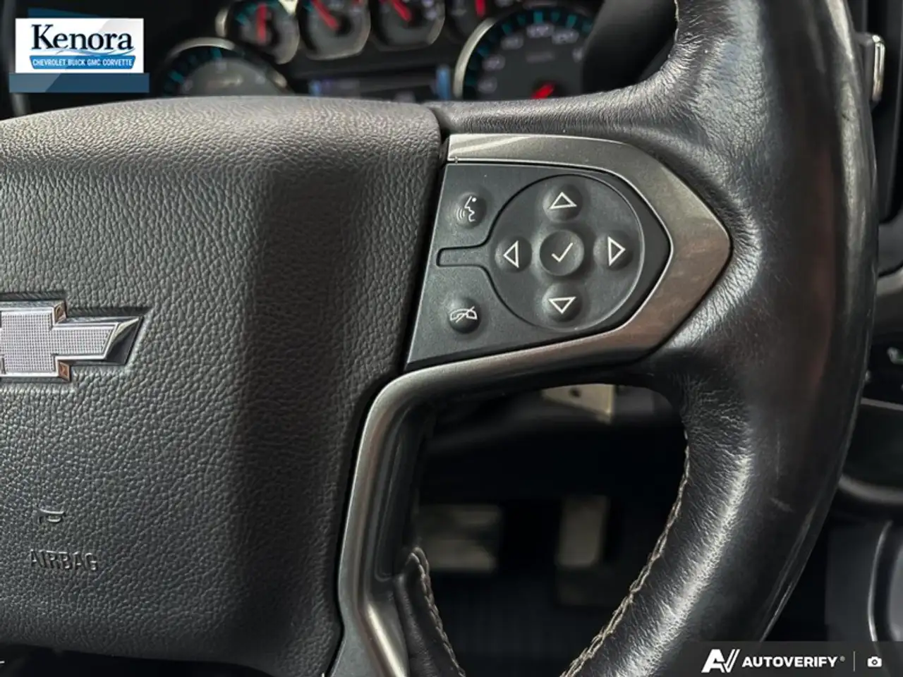 Chevrolet Silverado 1500 снимка Chevrolet Silverado 1500