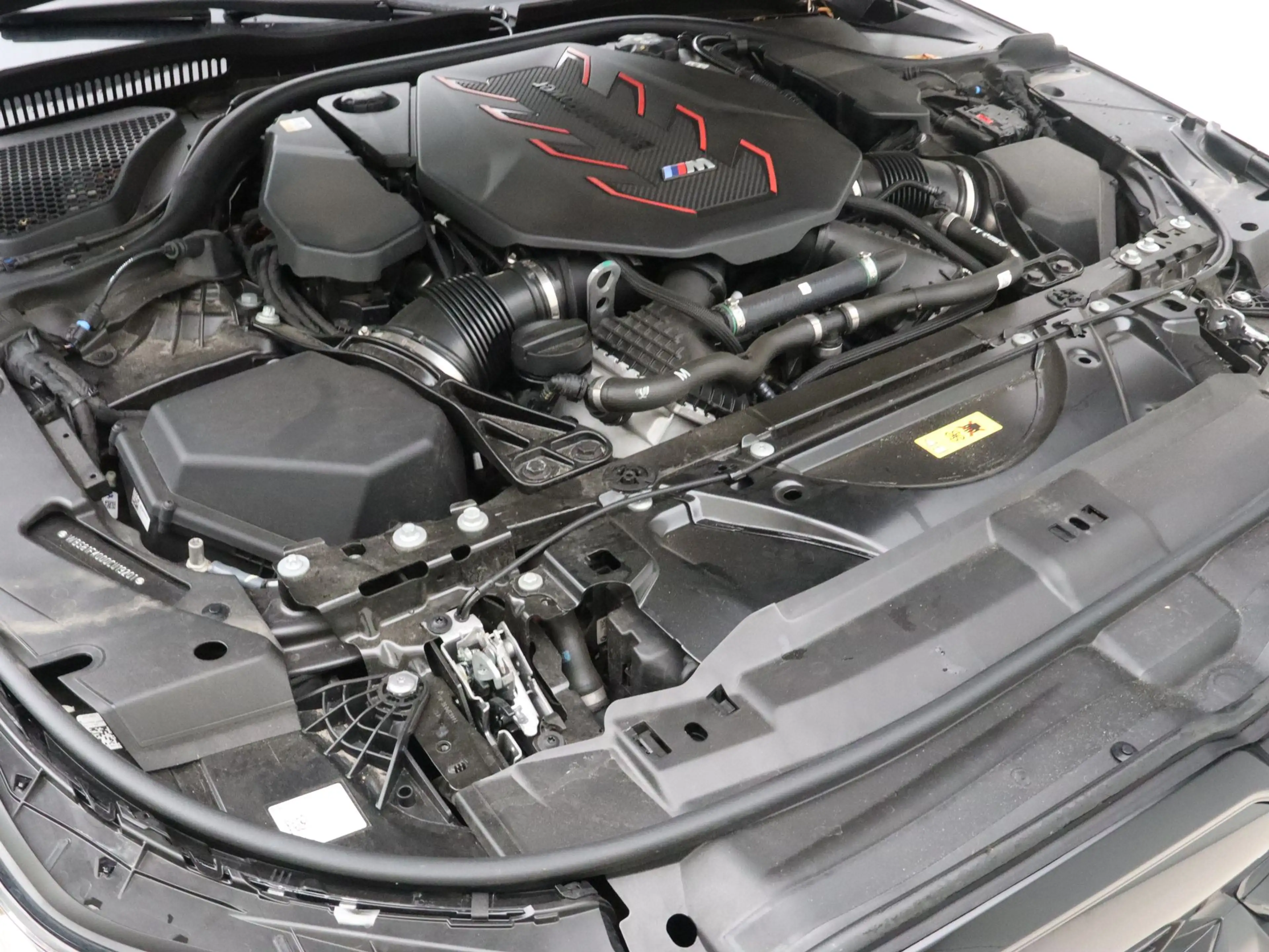 BMW M5 Sedan incl. alarmklasse 5 & milltek uitlaatsysteem — photo 4