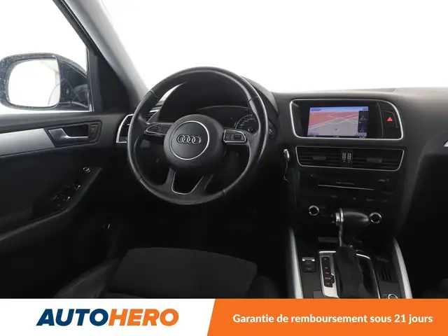 Audi Q5 view 13
