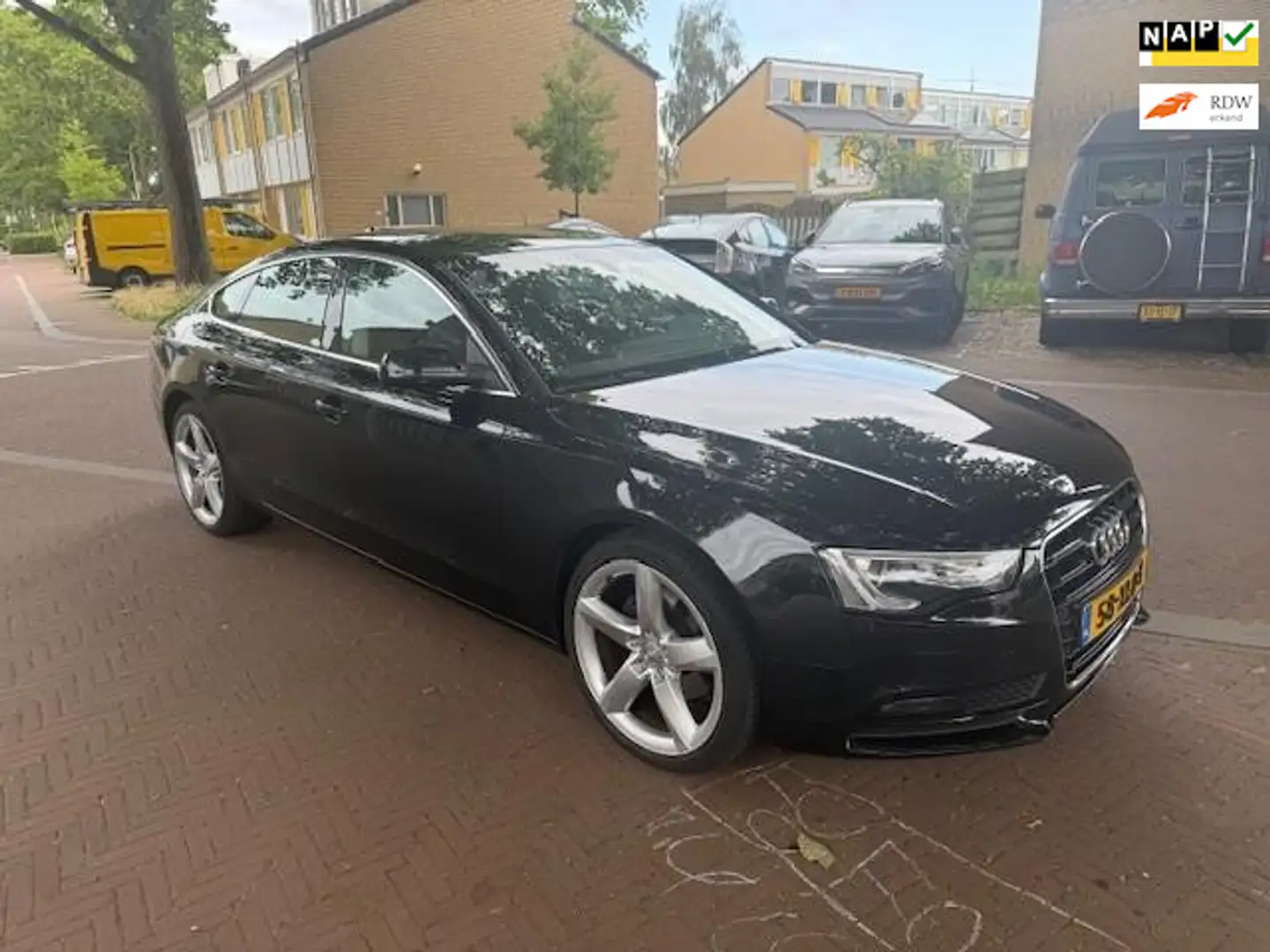 Audi A5 Sportback Navigatie / Airco / Bouwjaar 2012 / Leuk Zwart - 1