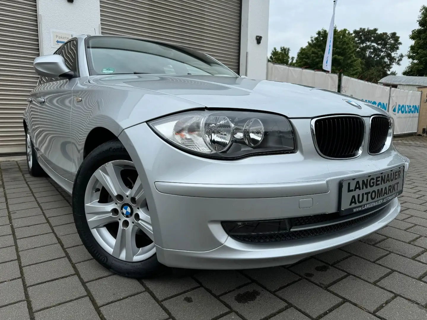 BMW 116 i-Aus 1.Hand"Klimaaut"Alu"Tempomat Silber - 1