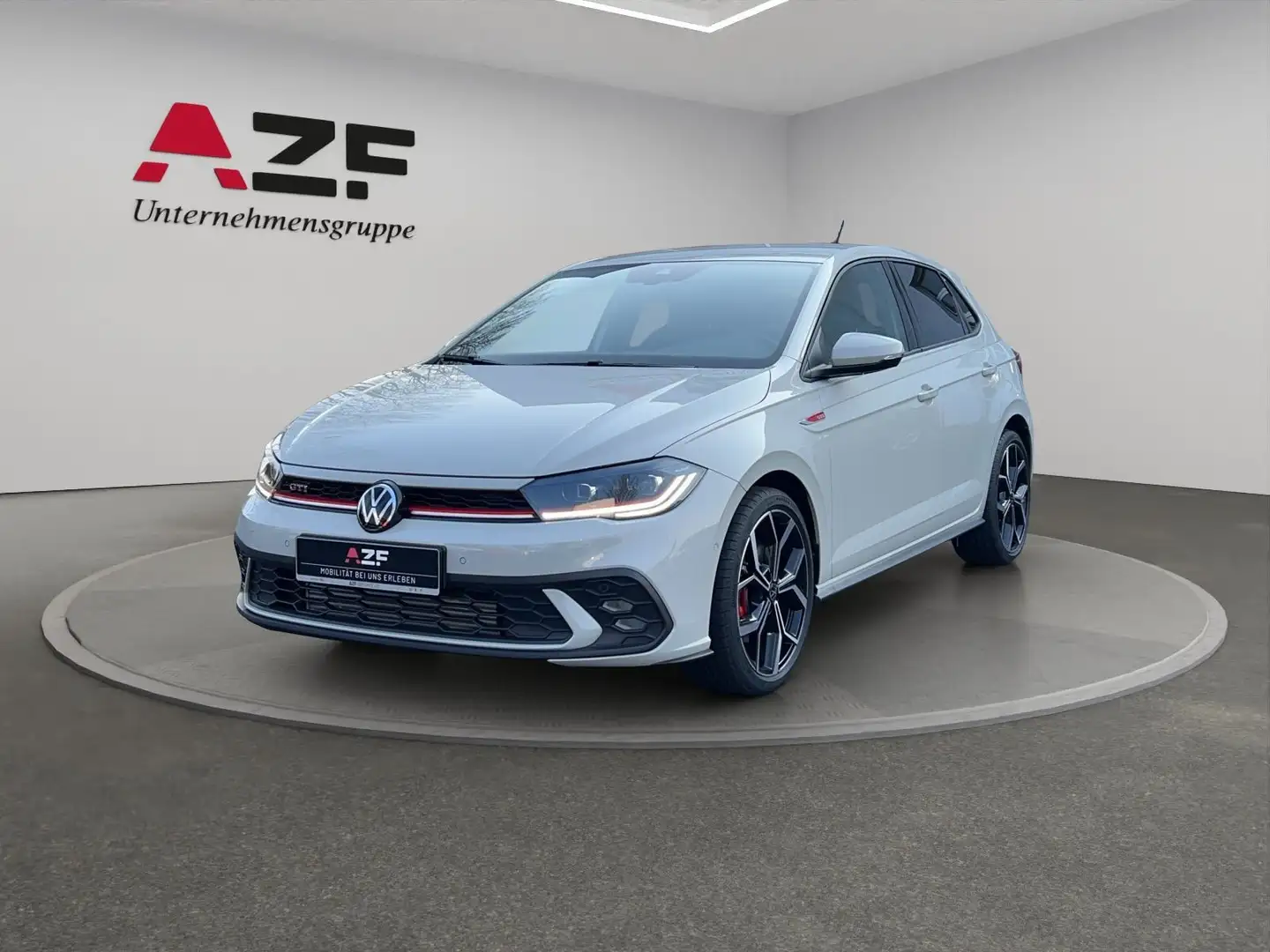 Volkswagen Polo GTI 2,0 l TSI OPF 152 kW (207 PS) 7-Gang-Do Gris - 2