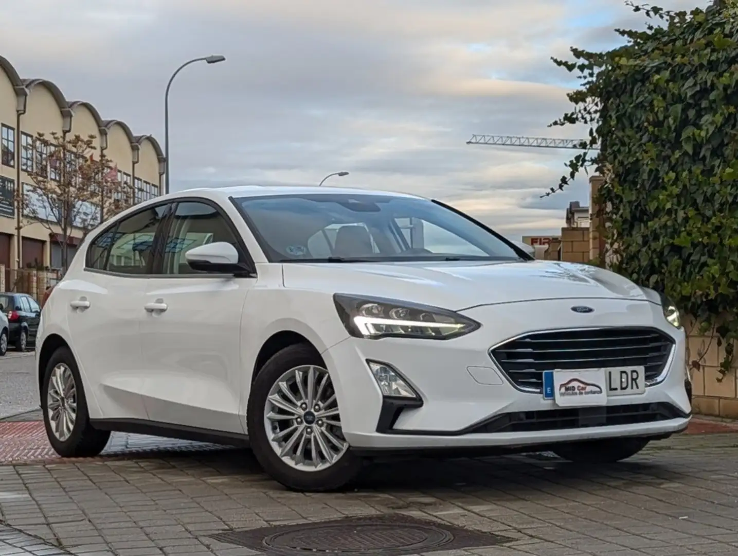 Ford Focus 1.5Ecoblue Titanium 120 Blanc - 1