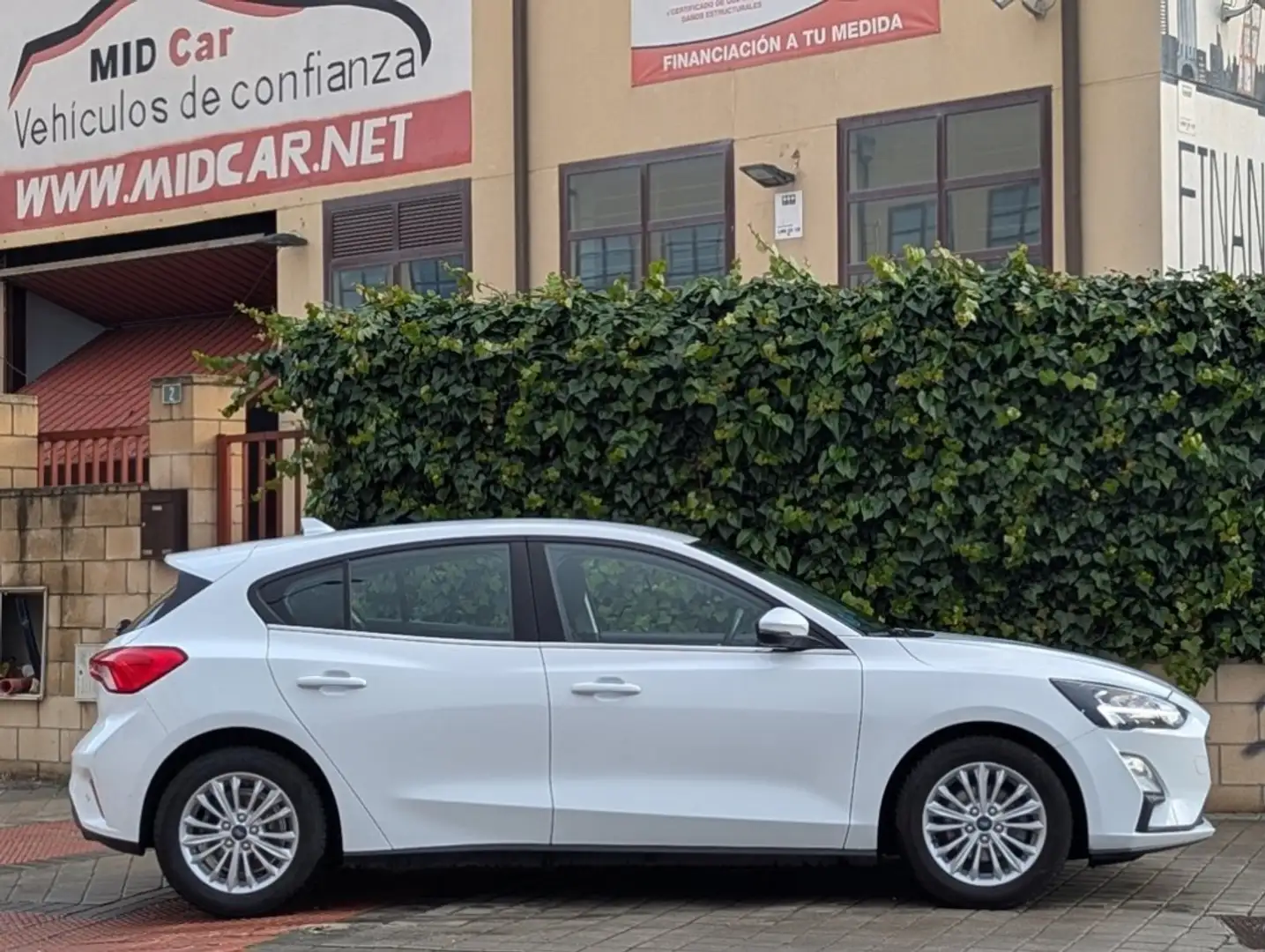 Ford Focus 1.5Ecoblue Titanium 120 Blanc - 2