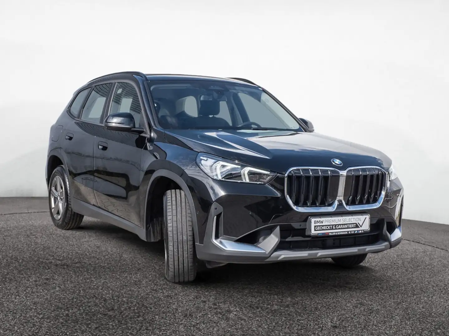 BMW X1 xDrive 23i AHK+HUD+ACC+360°KAM Schwarz - 2