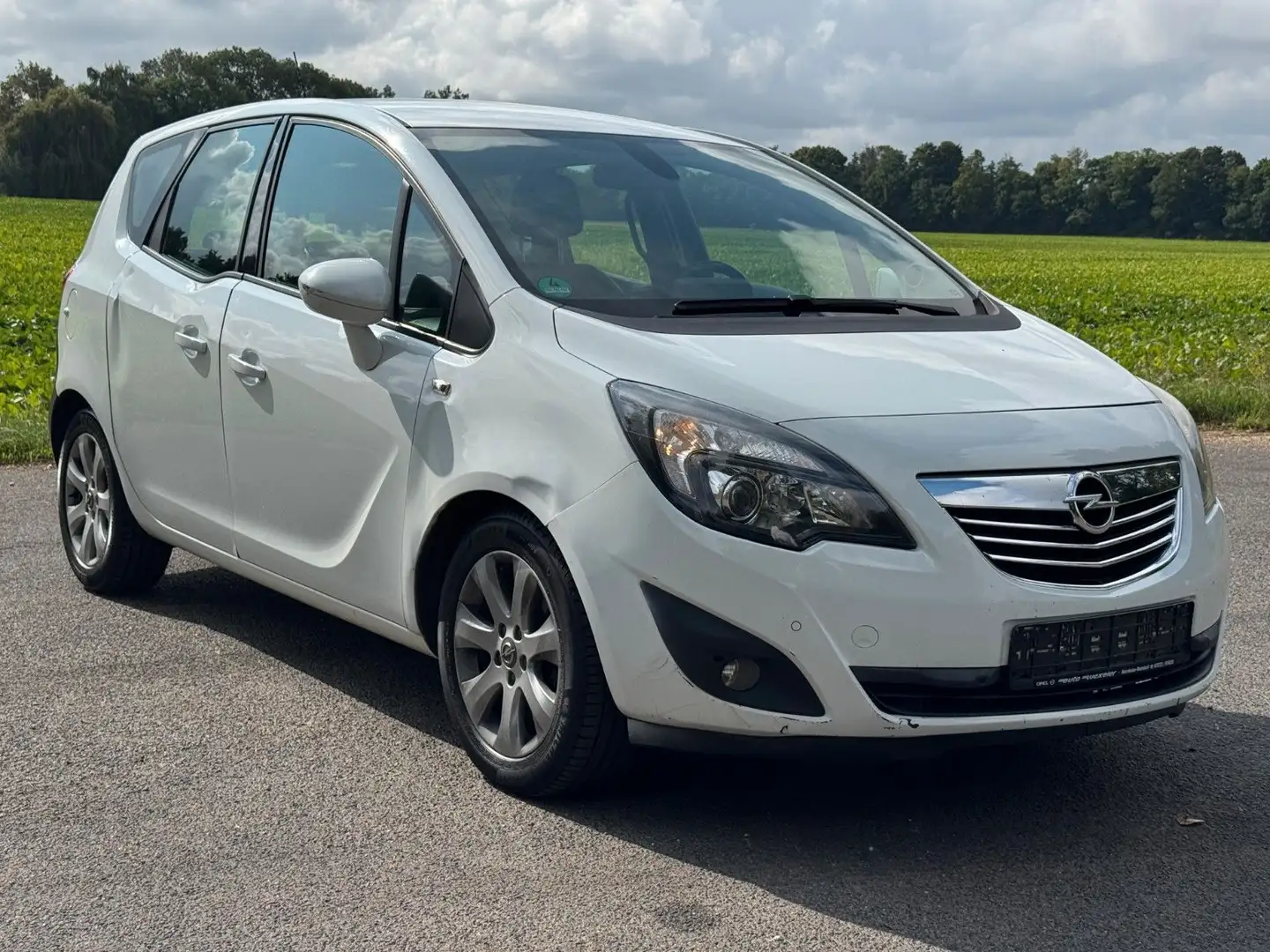 Opel Meriva B Innovation*1HAND* Білий - 1
