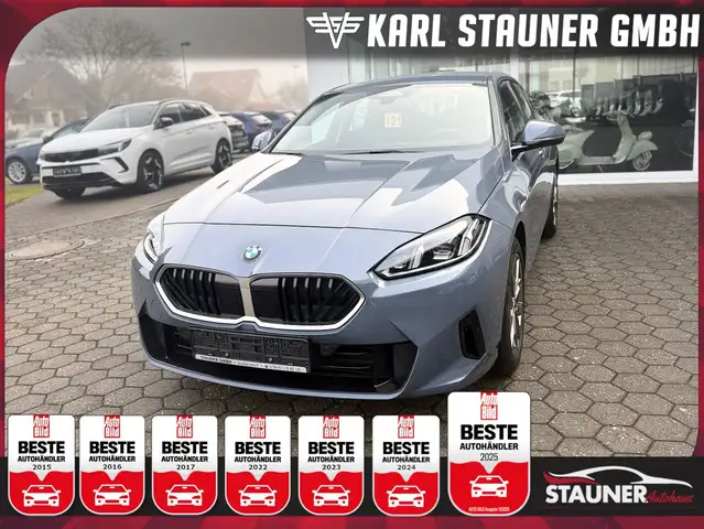 BMW 120 i Limousine NEUES MODELL KAMERA NAVI LED DAB