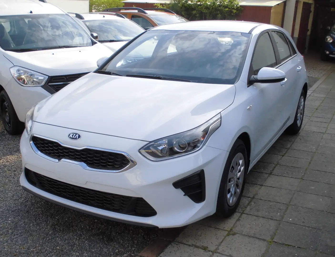Kia Ceed / cee'd COMFORT, Klima, Navi, Kamera, PDC, Sitzheizung Weiß - 2