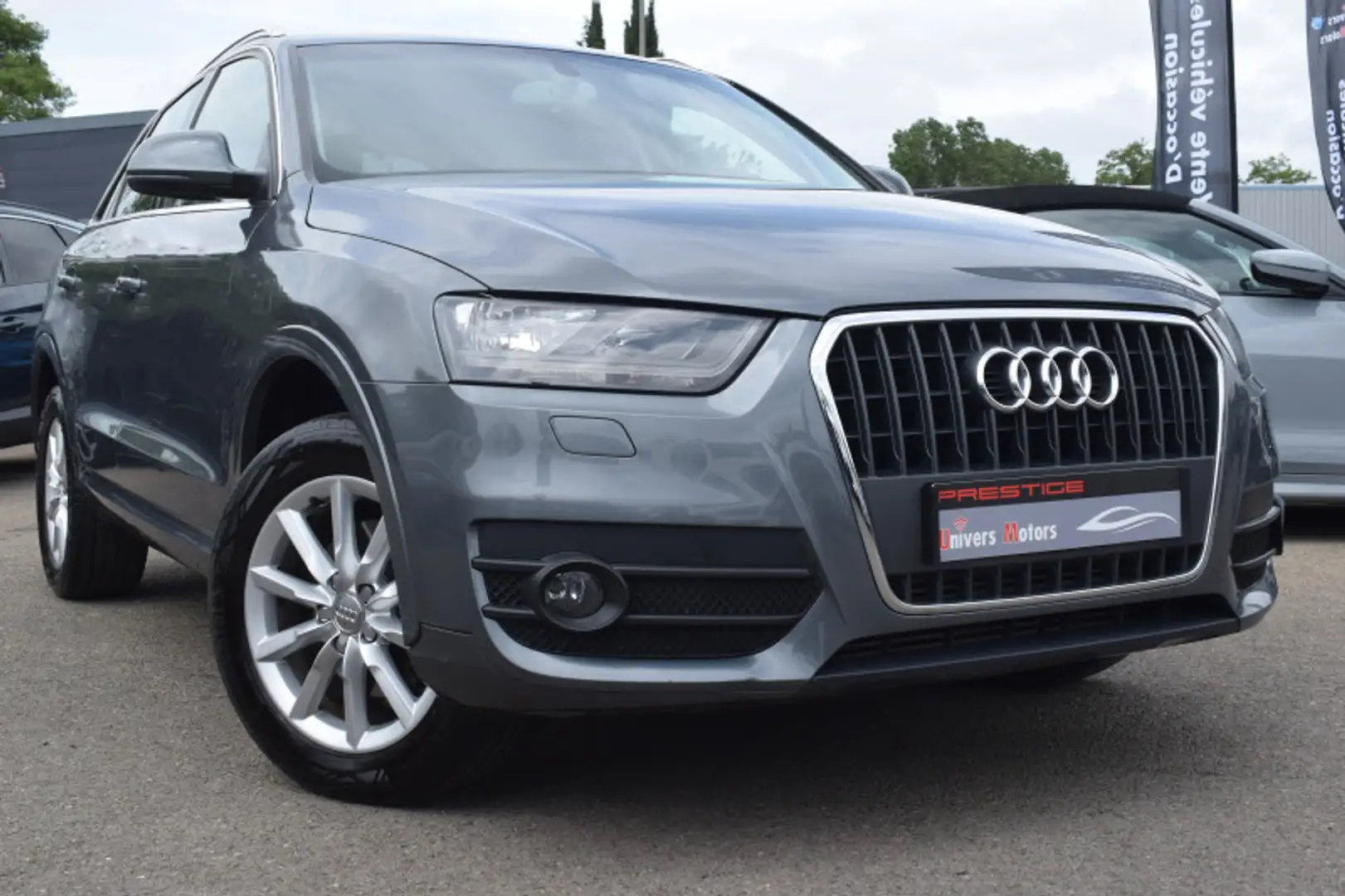 Audi Q3 2.0 TDI 140CH BUSINESS LINE Gris - 1