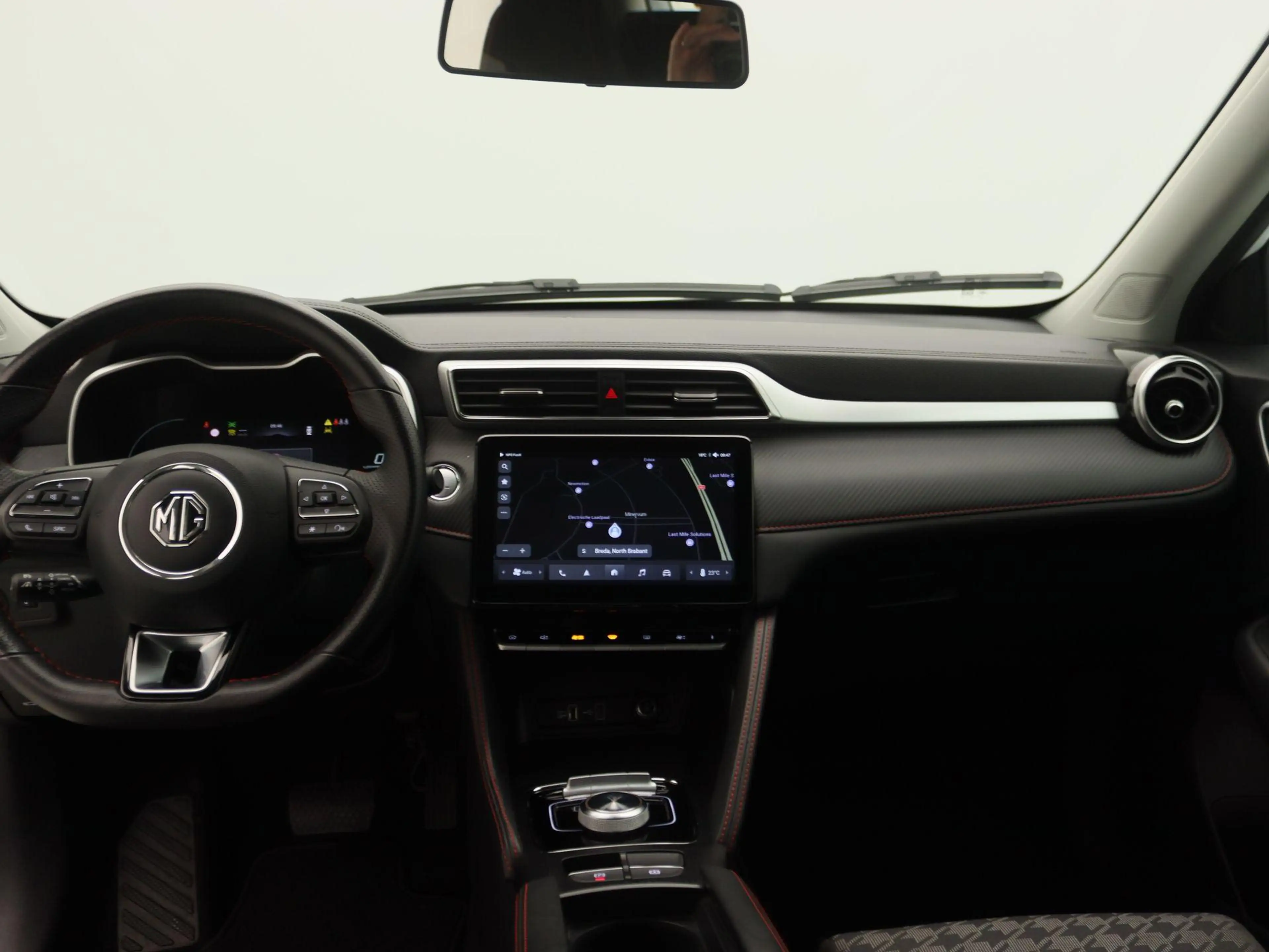 MG ZS EV Long Range Comfort 70 kWh — photo 7