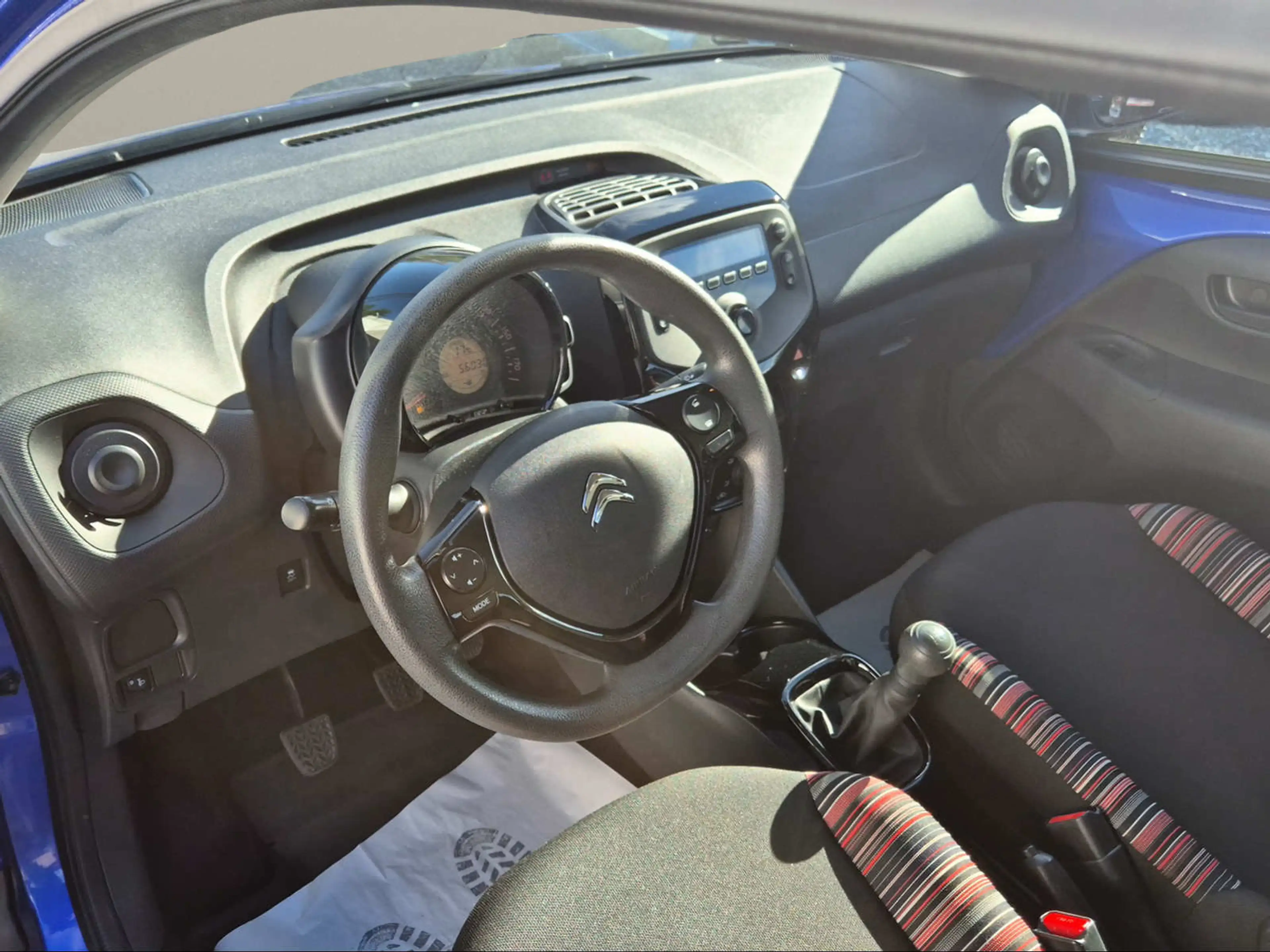 Citroen C1 Feel — photo 9