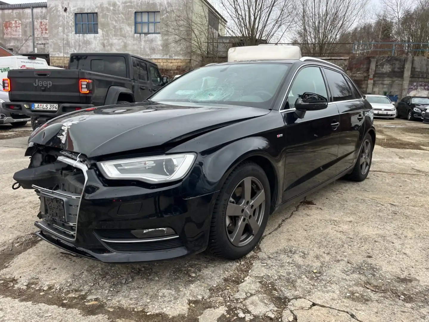 Audi A3 Sportback S line Sportpaket plus 2.0TDI 150PS Schwarz - 1