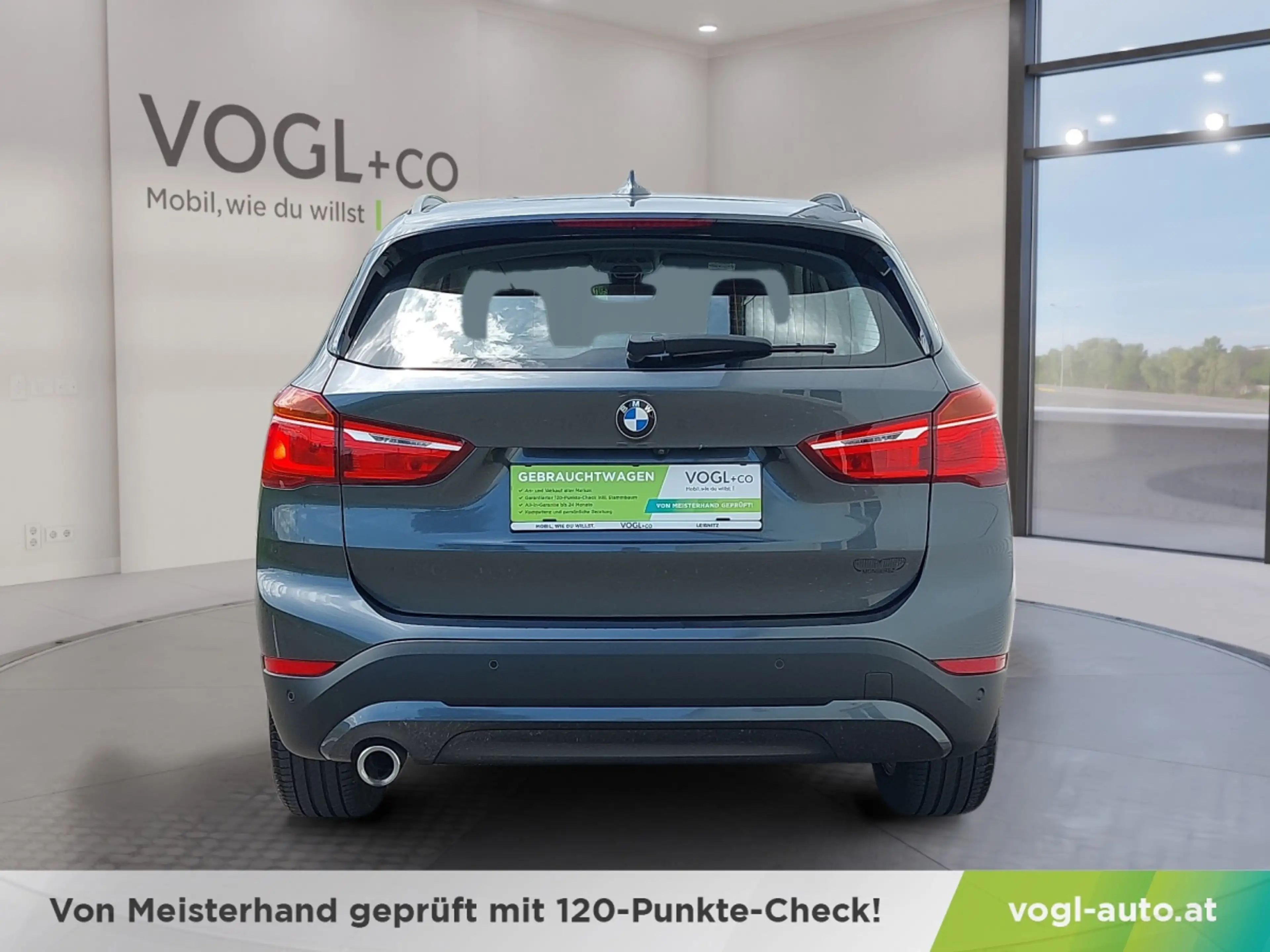 BMW X1 sDrive 16d Advantage — photo 7