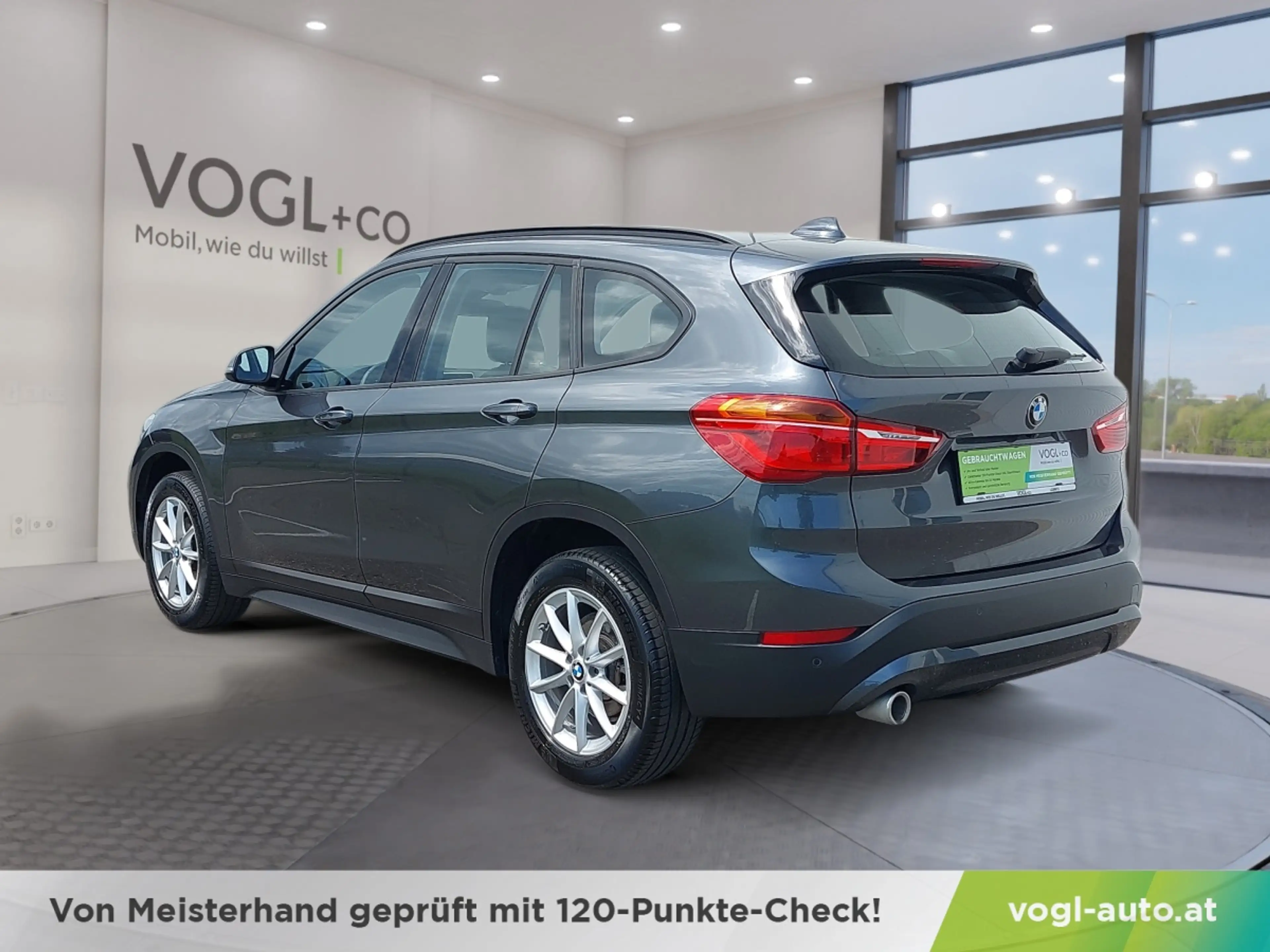 BMW X1 sDrive 16d Advantage — photo 3