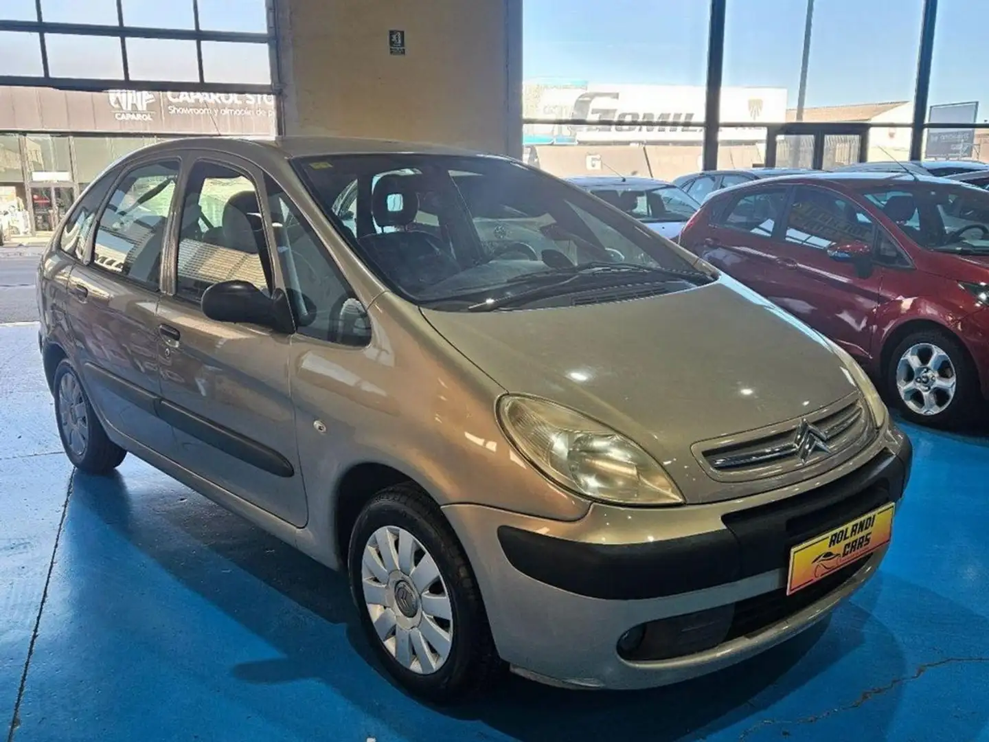 Citroen Xsara 1.6i Exclusive Beige - 2
