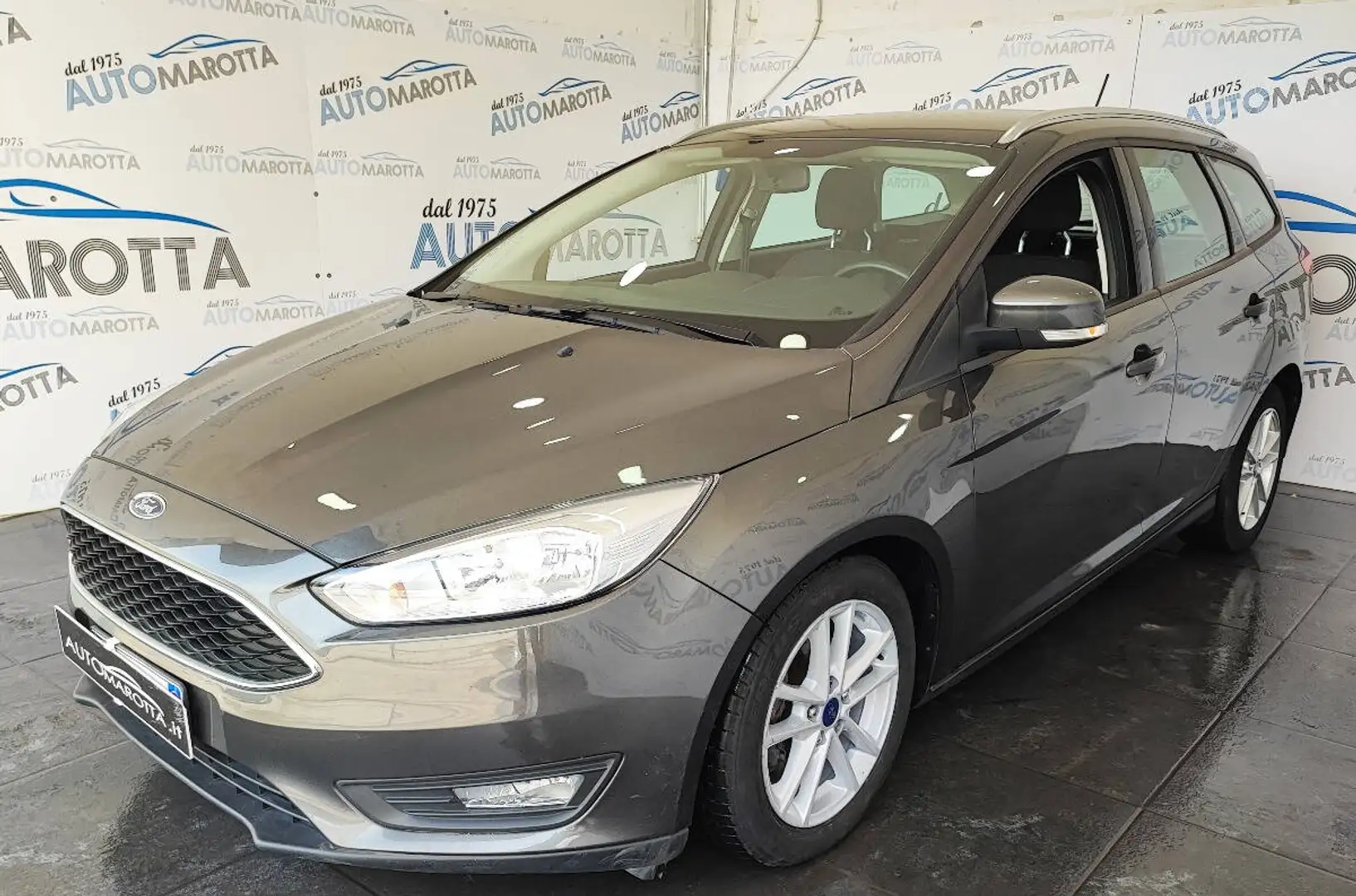 Ford Focus SW 1.5 tdci Titanium Business s&s 120cv powe Grigio - 1