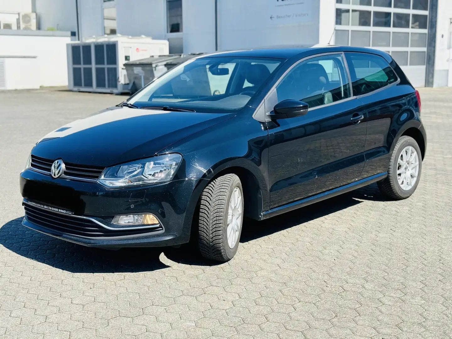 Volkswagen Polo Highline / AUTOMATIK / 0% FINANZIERUNG / 2. Hand Schwarz - 2