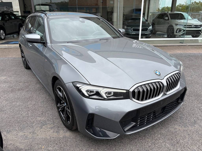 BMW 318 i Touring M Automaat | Active Cruise Control | Camera | Sfeer | Apple, Android, Spotify