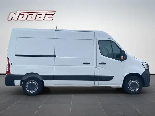 Renault Master view 6