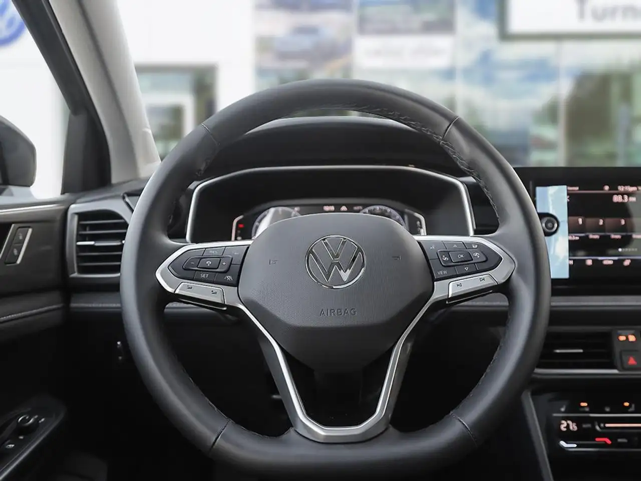 Volkswagen Taos снимка Volkswagen Taos