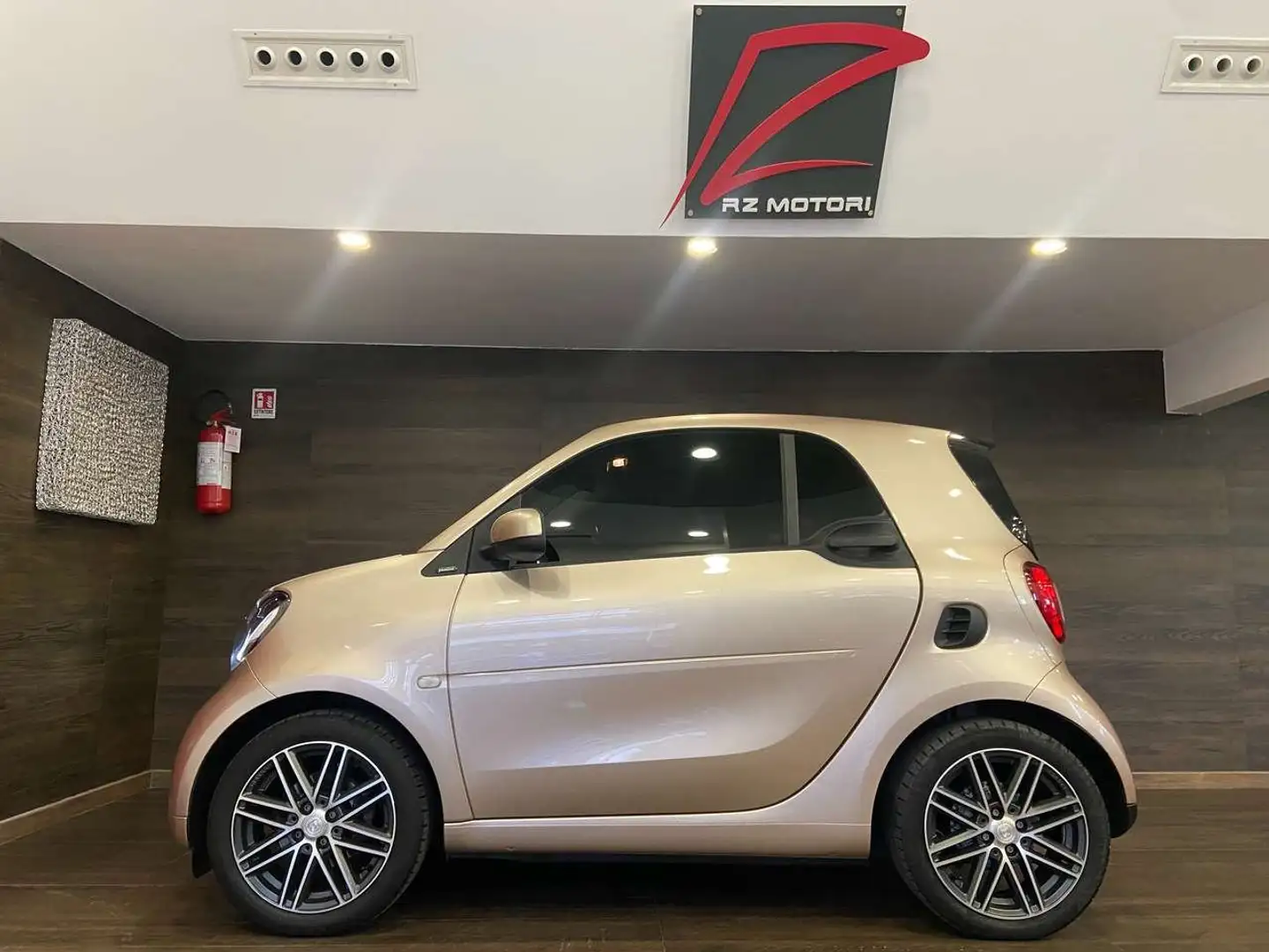smart forTwo TOKYO WHITE turbo 90cv twinamic-ITALIANA-TAGLIANDI Bronze - 2