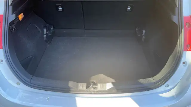 Toyota Auris view 14