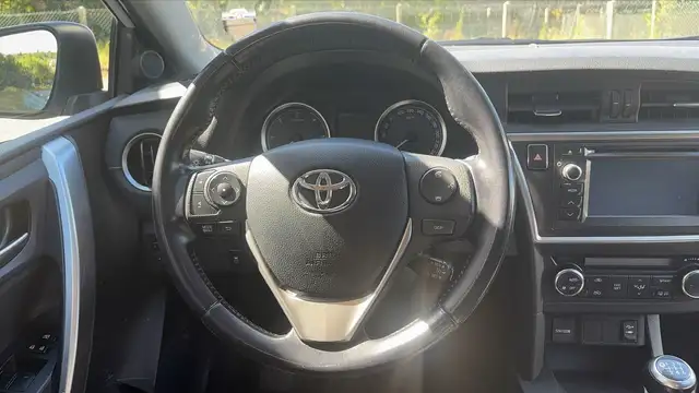 Toyota Auris view 24