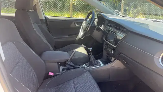 Toyota Auris view 27