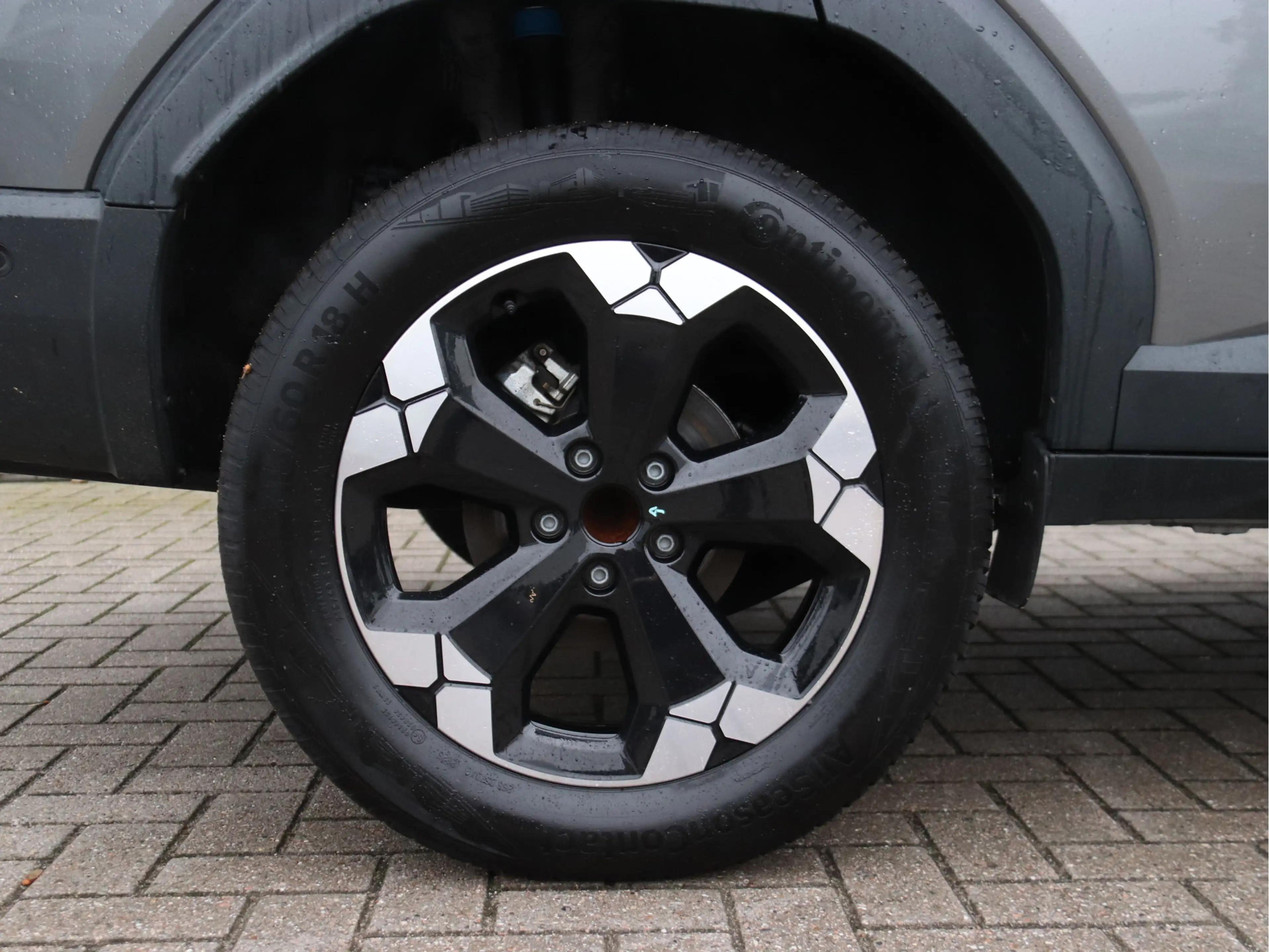 Dacia Bigster 1.8 Hybrid 155 Extreme AUTOMAAT / PANORAMADAK / AL — photo 6