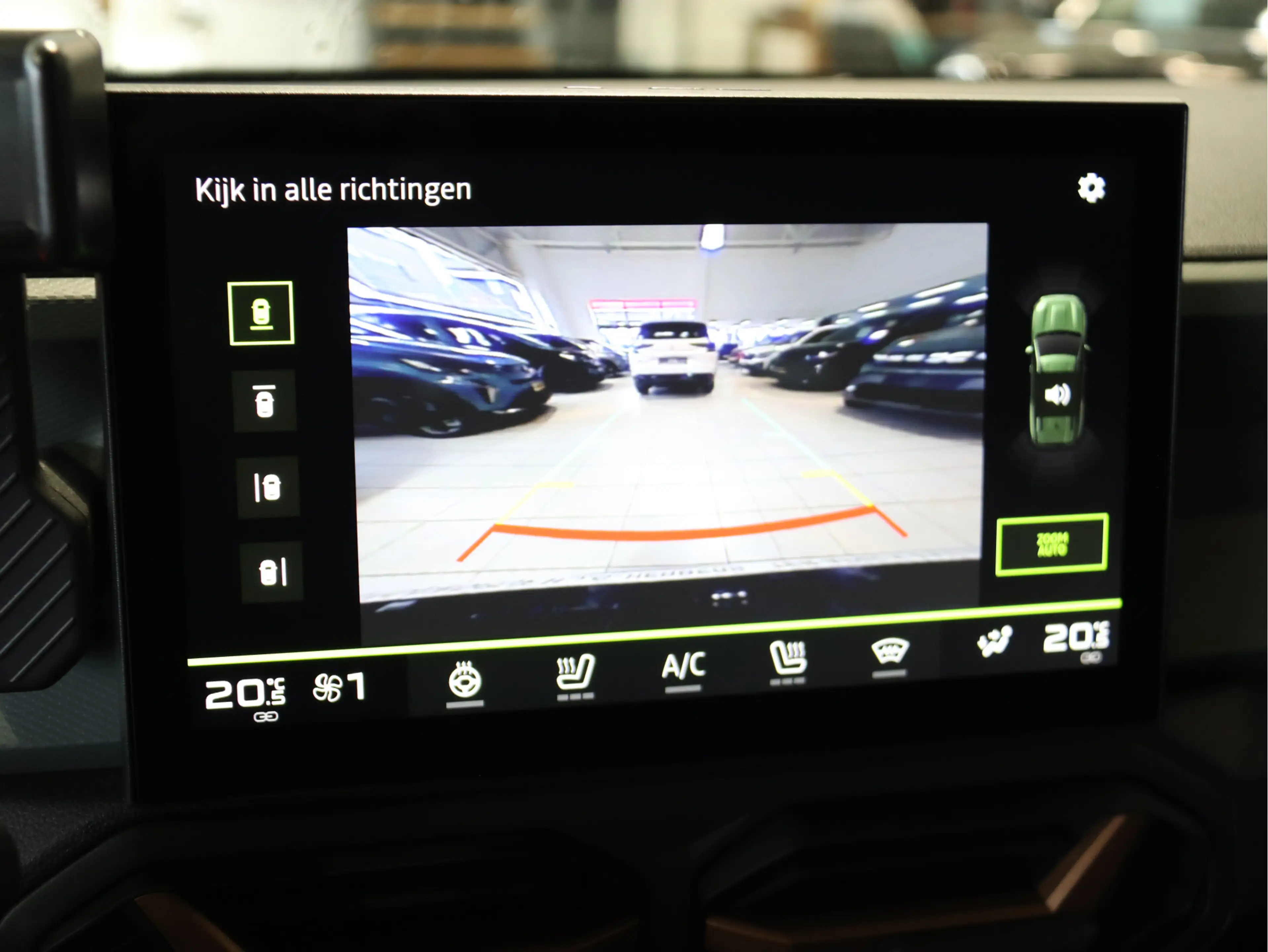 Dacia Bigster 1.8 Hybrid 155 Extreme AUTOMAAT / PANORAMADAK / AL — photo 14