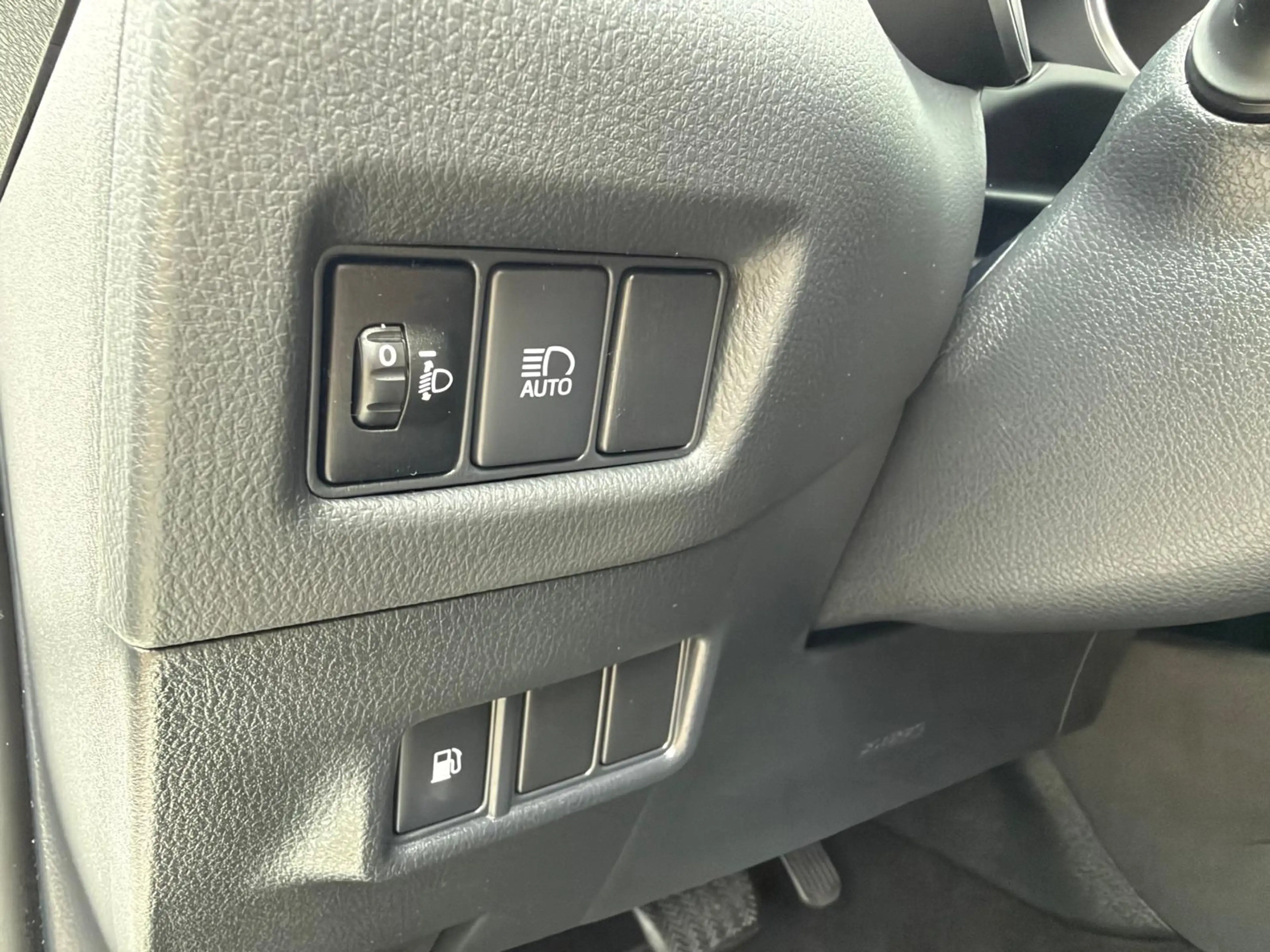 Toyota C-HR 1.8 Hybrid Dynamic TeamNL — photo 9