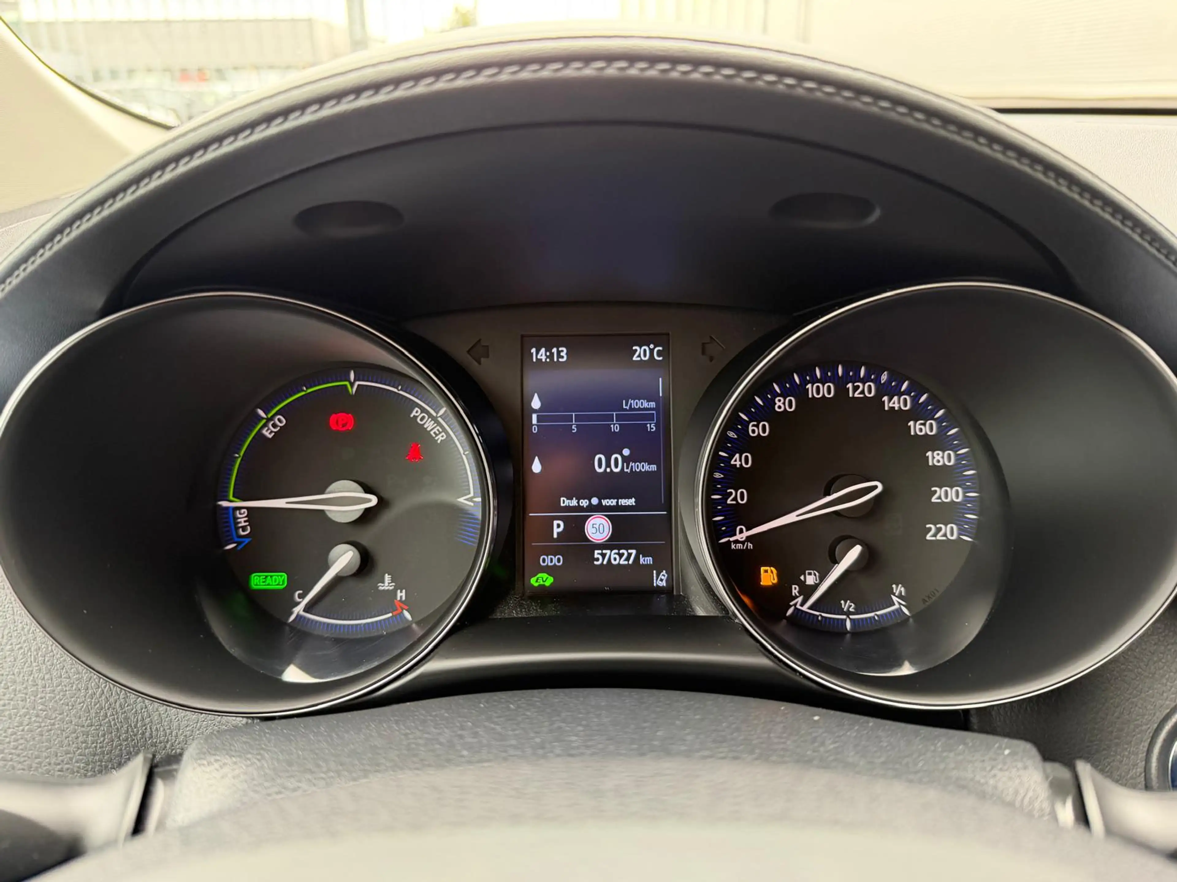 Toyota C-HR 1.8 Hybrid Dynamic TeamNL — photo 3