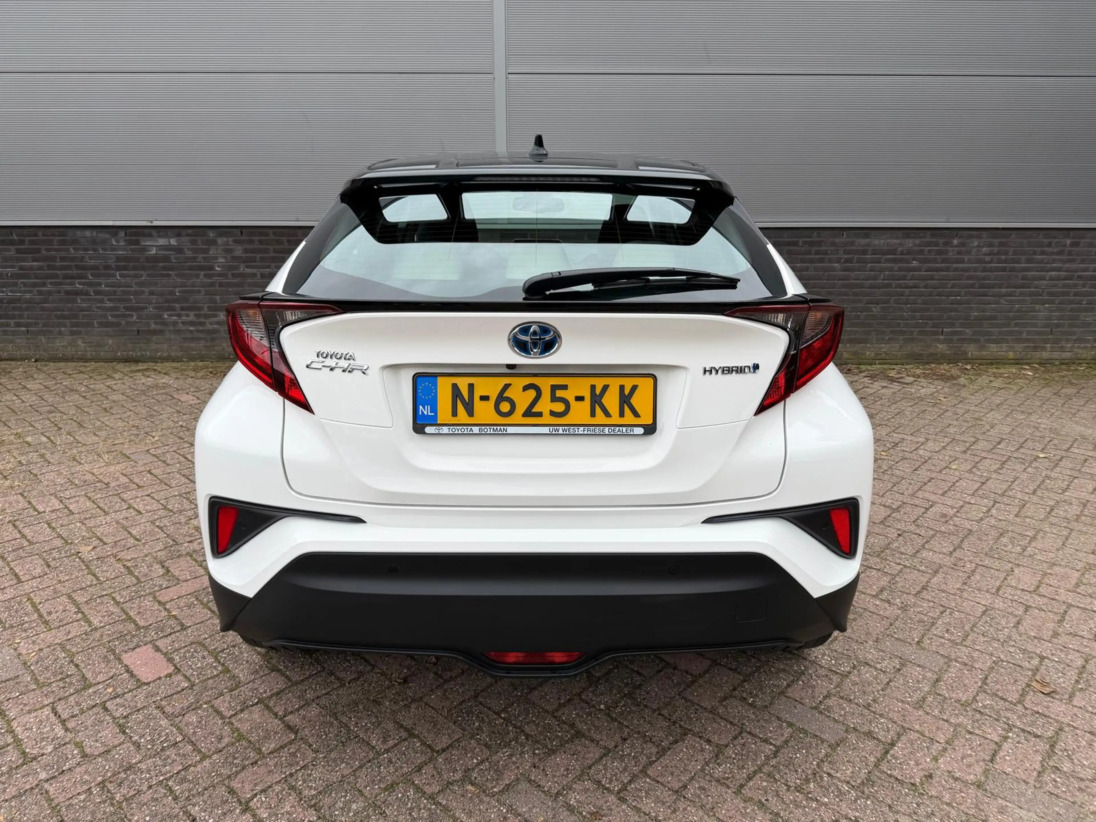 Toyota C-HR 1.8 Hybrid Dynamic TeamNL — photo 13