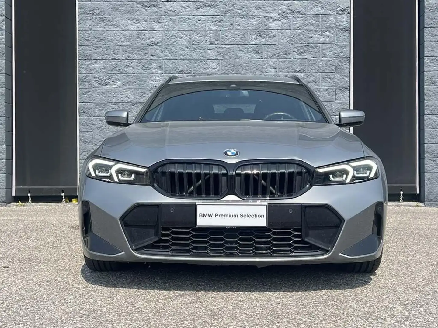 BMW 320 Serie 3 320d Touring mhev 48V Msport auto Grau - 2