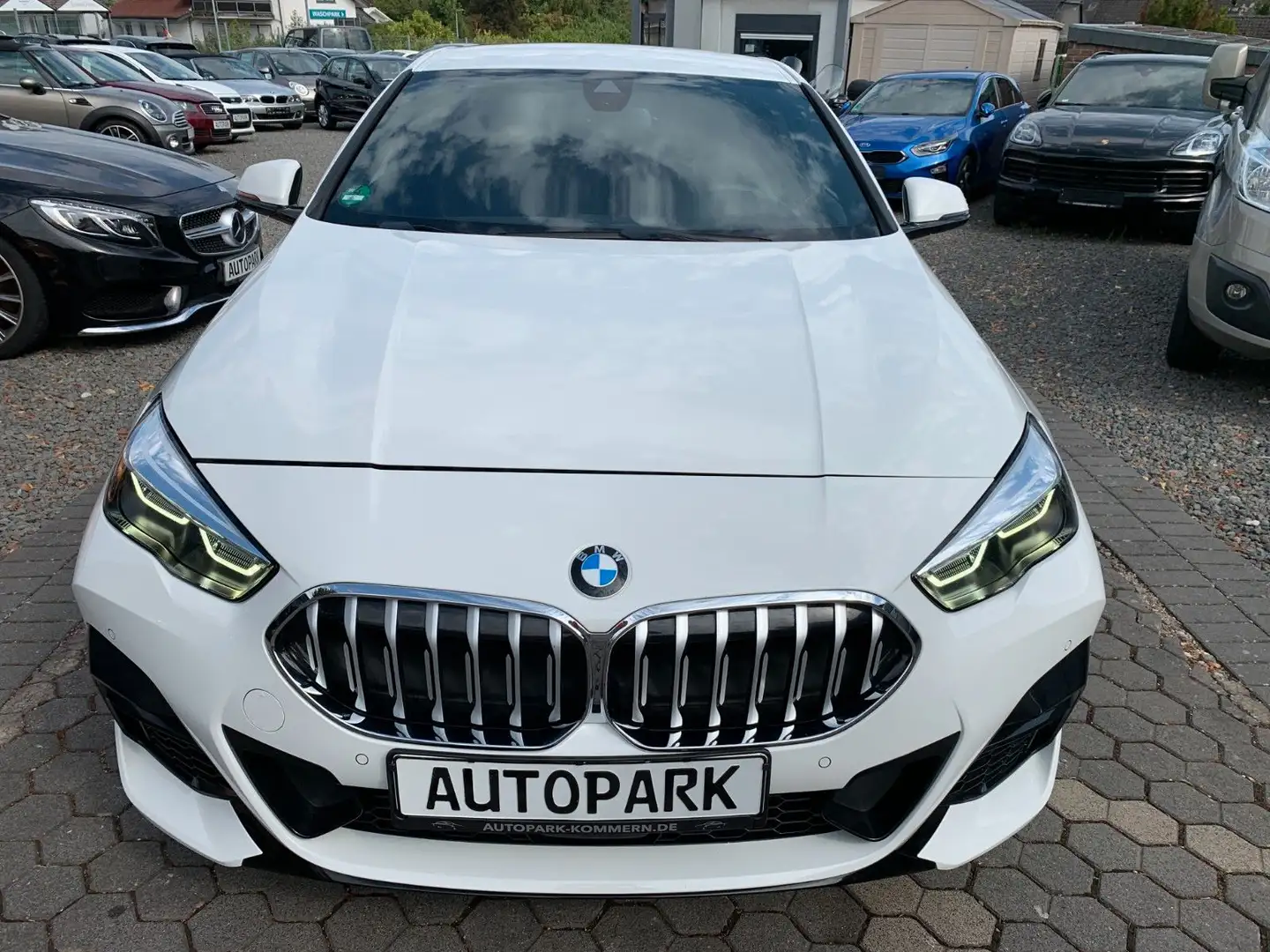 BMW Sonstige 2 Gran Coupe 218 i M Sport*AppleCar*AndriodAuto* Weiß - 2