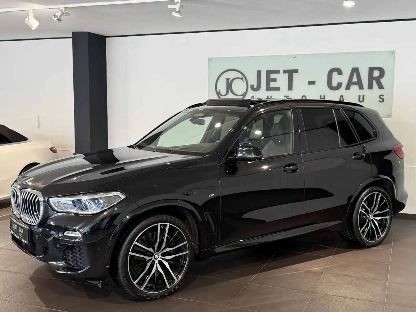 BMW X5 xDrive 30 d M Sport *Luft-Pano-Laser-H&K-360° Noir - 1
