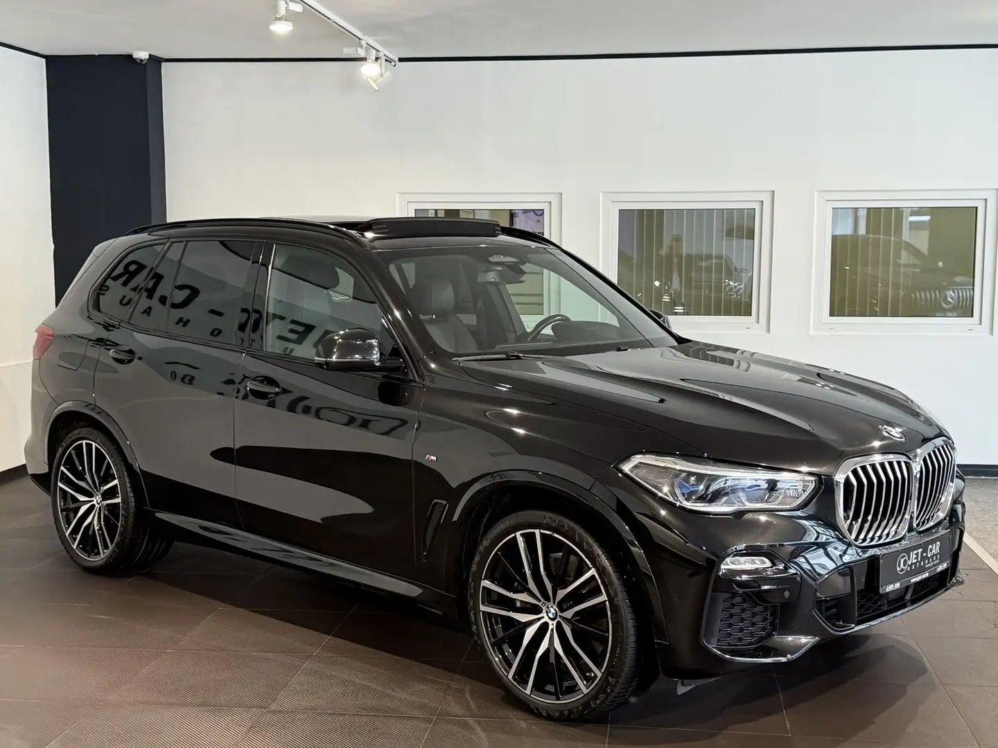 BMW X5 xDrive 30 d M Sport *Luft-Pano-Laser-H&K-360° Noir - 2