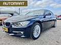BMW 320 3-serie 320i Upgrade Edition Blauw - thumbnail 3