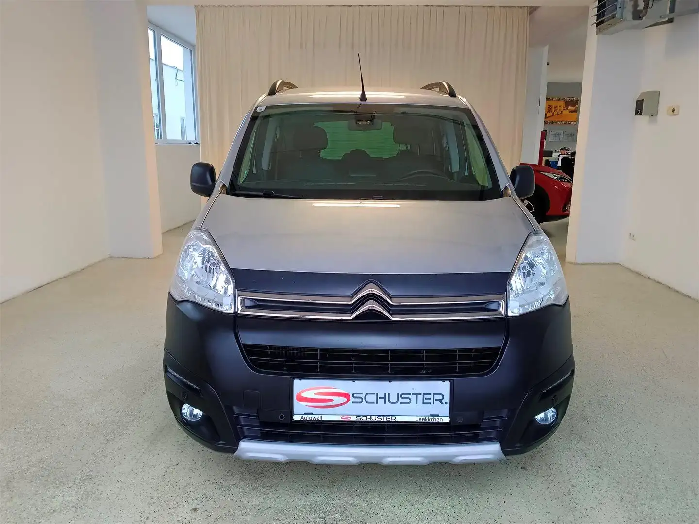 Citroen Berlingo Multispace BlueHDi 120 XTR Silber - 2