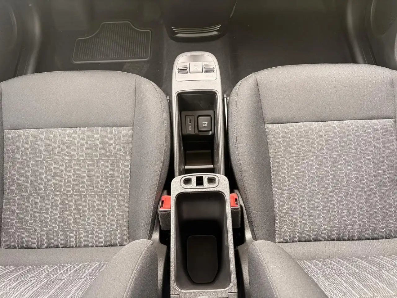 Fiat 500e снимка Fiat 500e