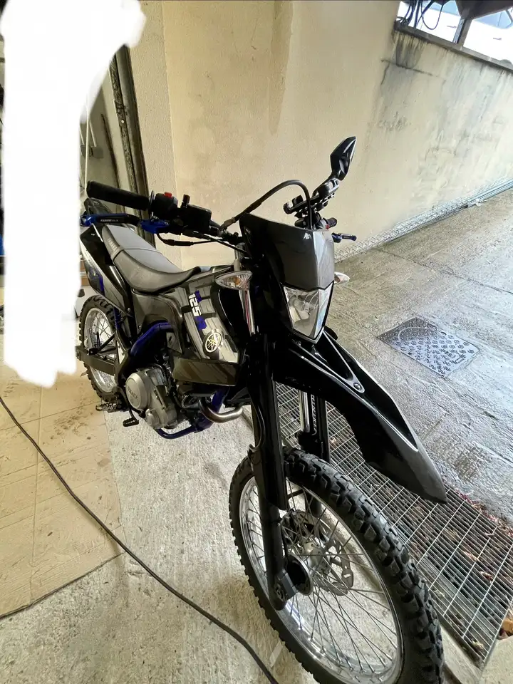 Yamaha WR 125