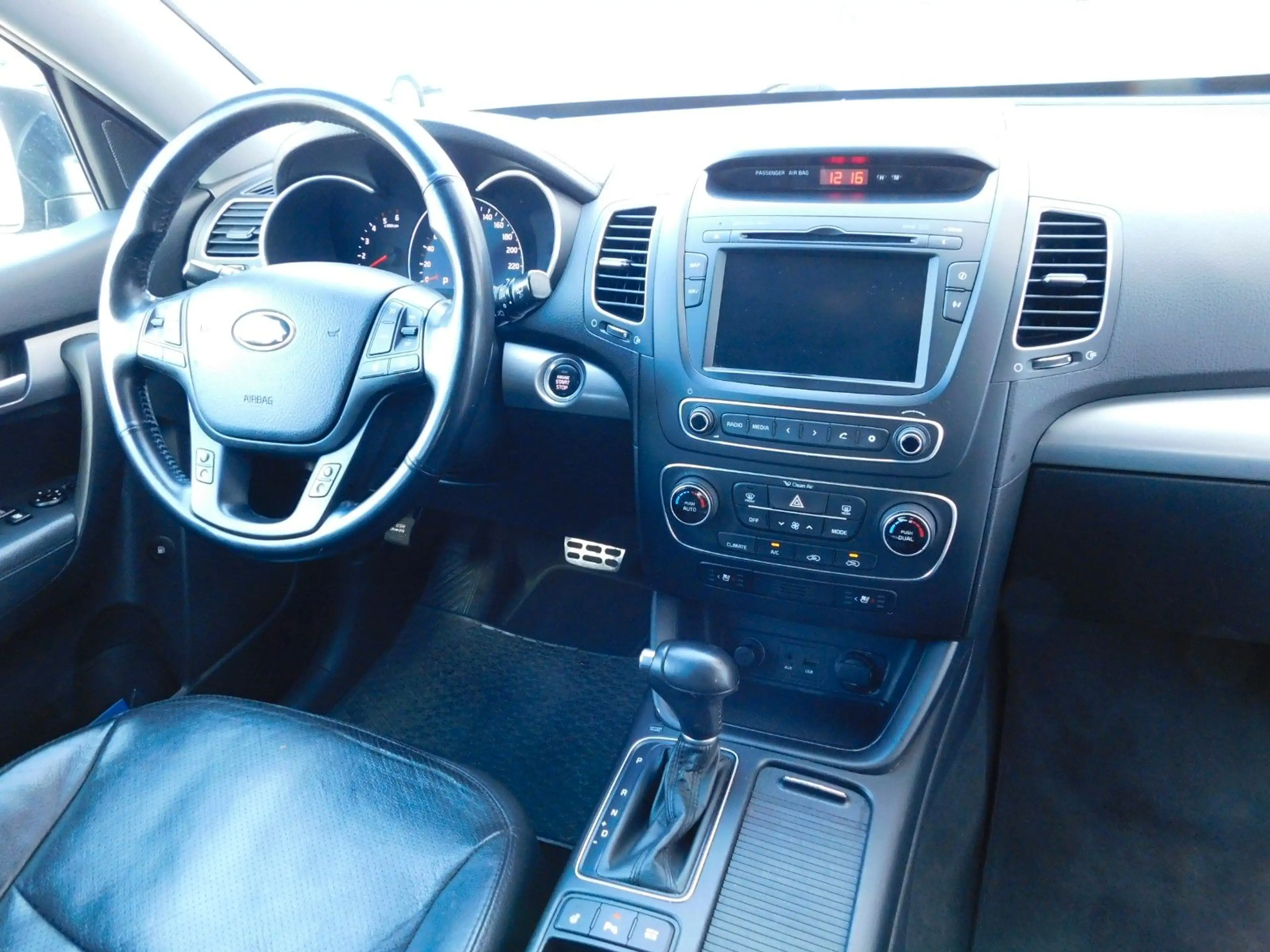 Kia Sorento Spirit 4WD/Automatik/Leder — photo 13