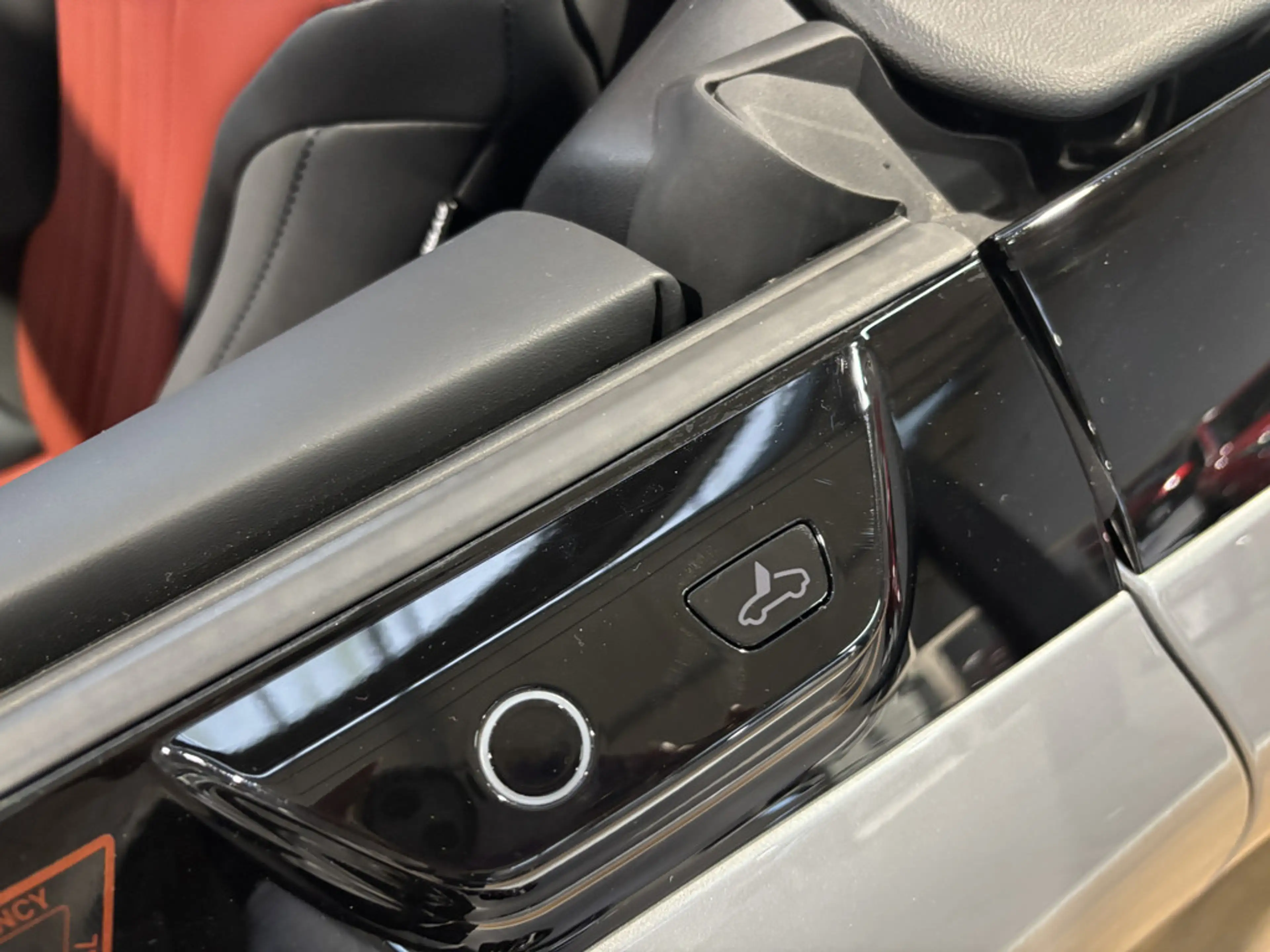 MG Cyberster I 340 PS I 507km Reichweite — photo 11