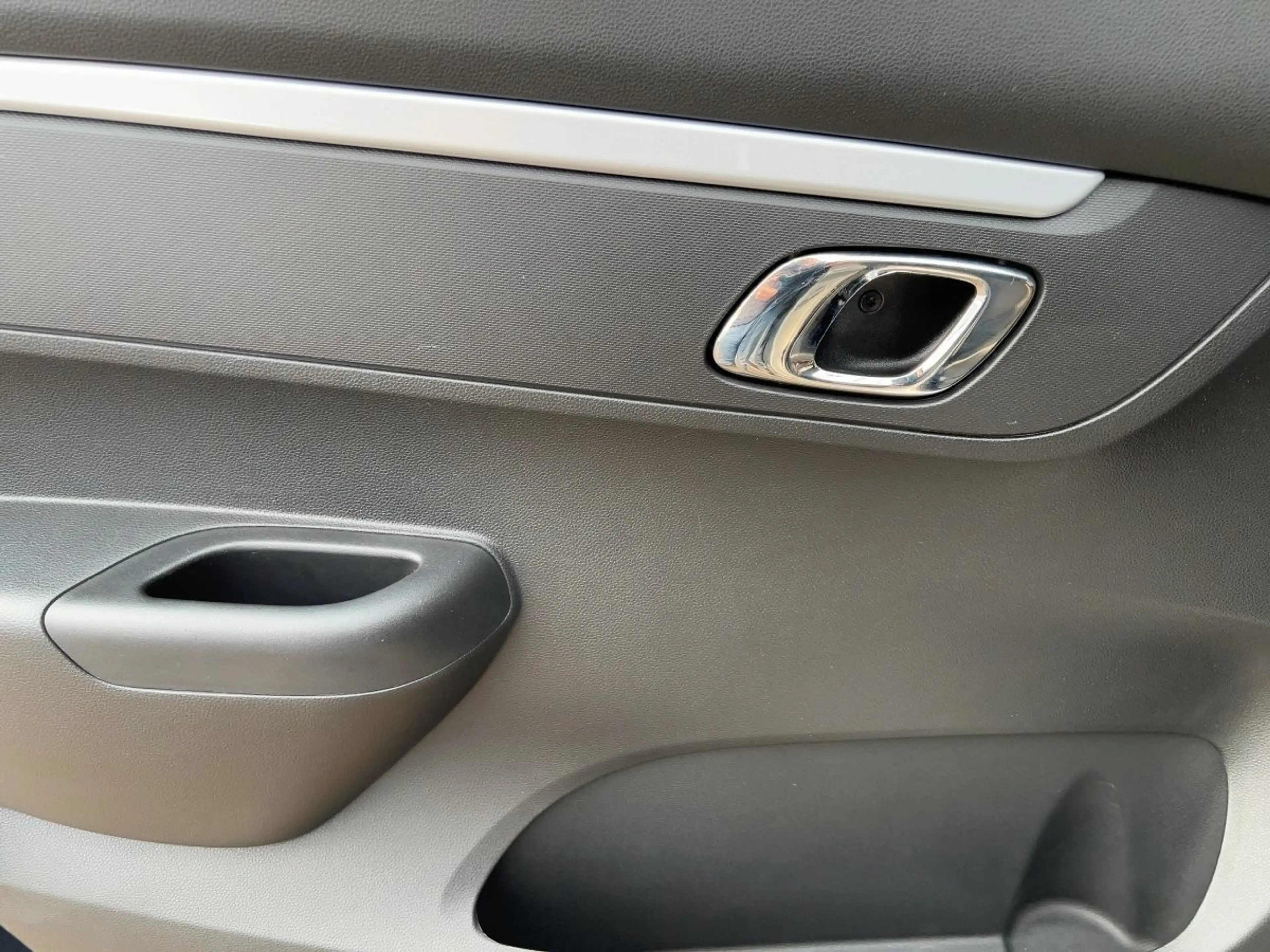 Dacia Spring Essential incl. CCS KLIMA LED-Tagfahrlicht BT ABS ESP ZV — photo 13