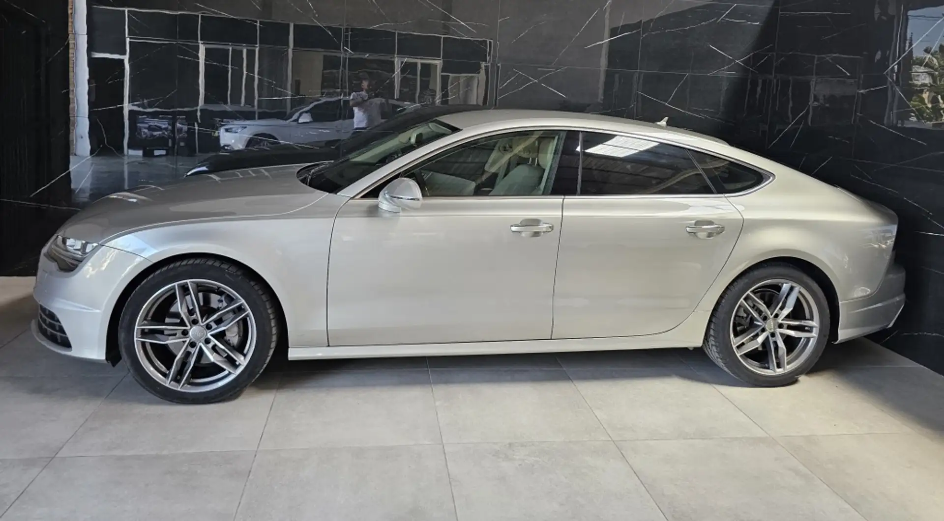 Audi A7 Sportback 3.0TDI ultra S-Tronic Beige - 2