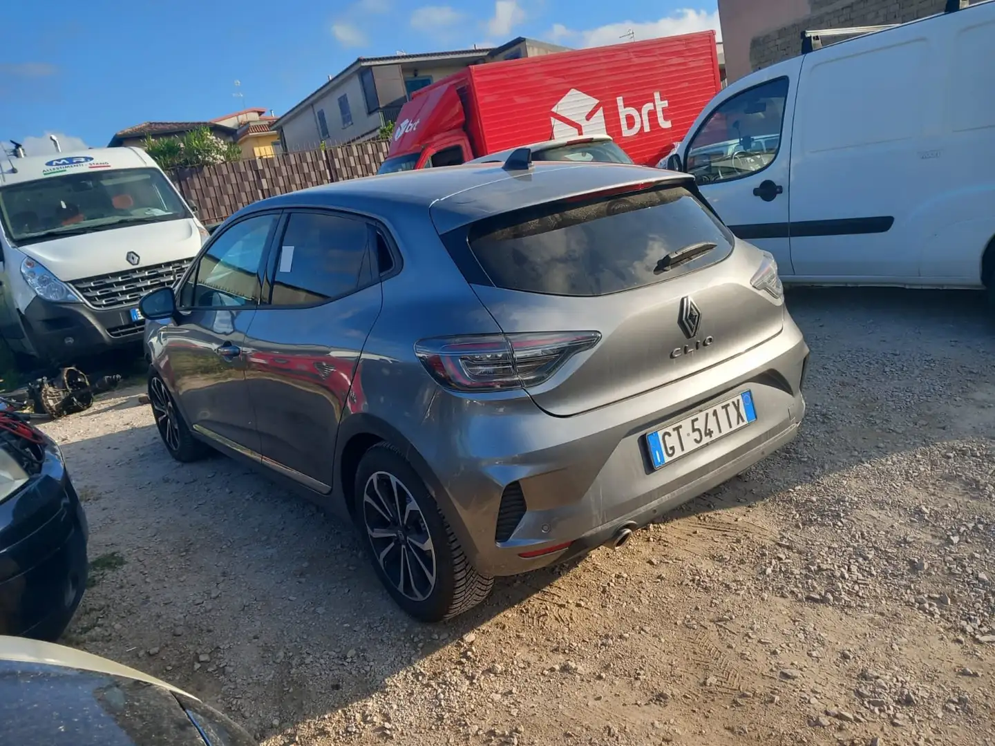 Renault Clio RENAULT CLIO SINISTRATA 2024 Grijs - 2