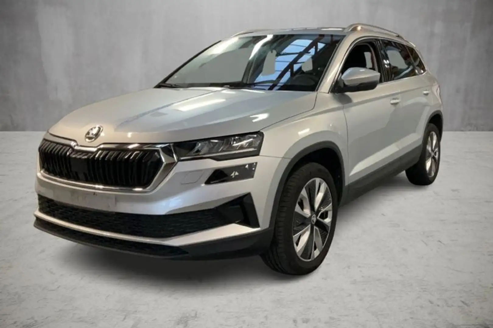 Skoda Karoq 1.5 TSI DSG SELECTION PDC LED SITZHZG KLIM Silber - 1